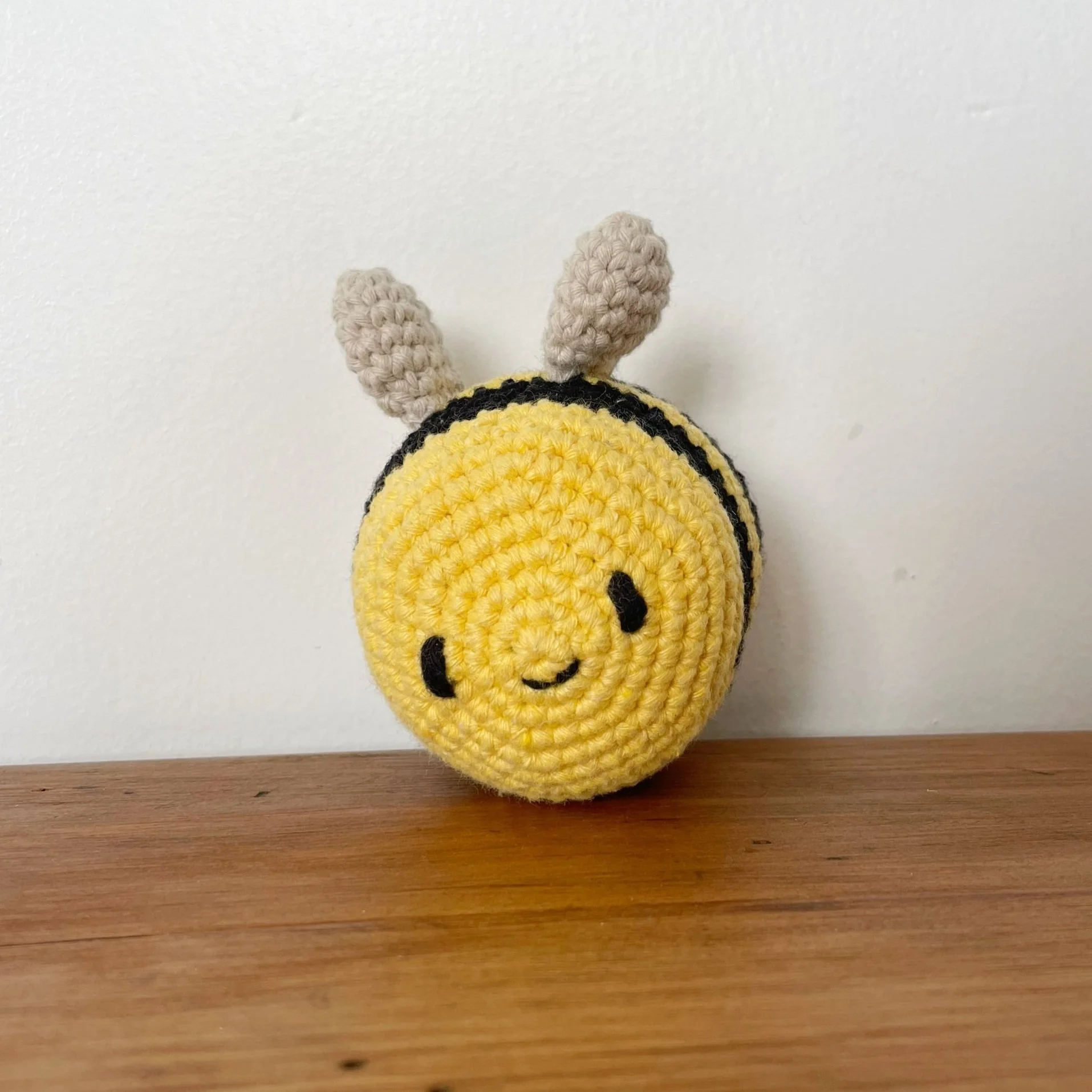 Bee3.jpg