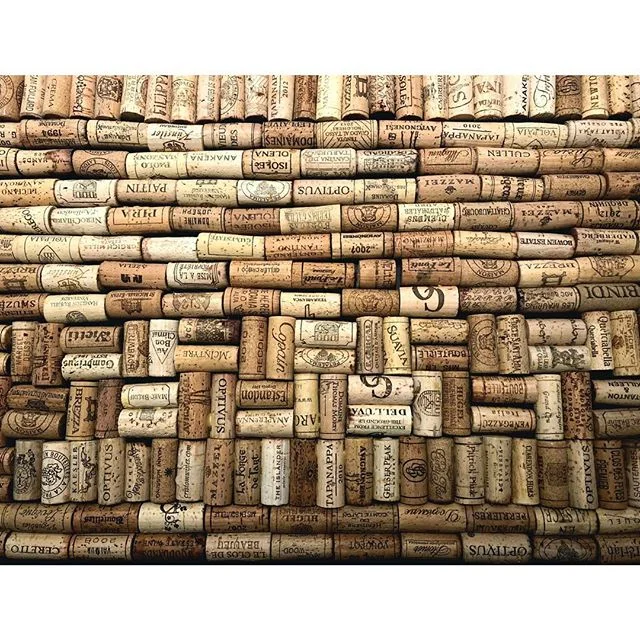 Here&rsquo;s to 2017 #wine #cork #familiarfaces