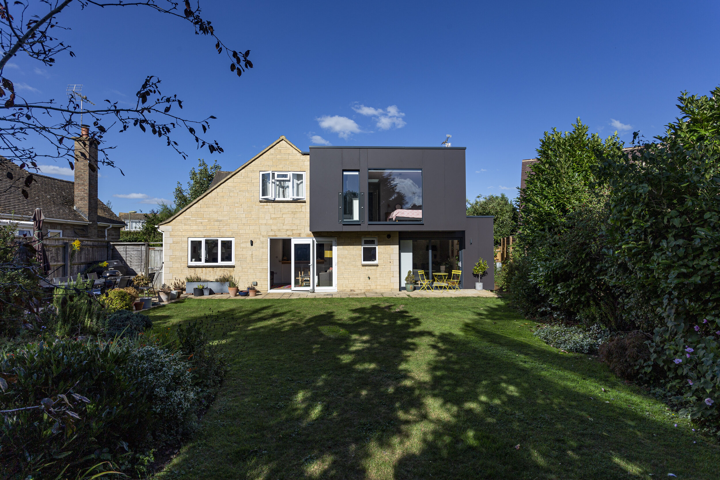 Martens Close Abear and ball architects contemporary extension.jpg