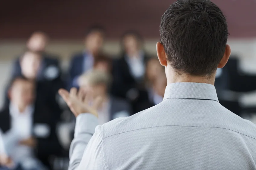7 Ways to Overcome Stage Fright in Public Speaking