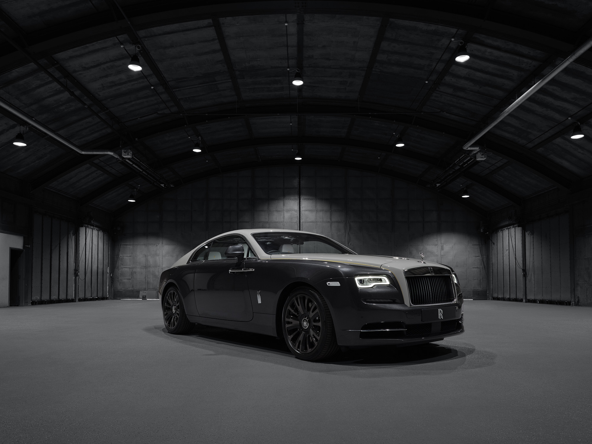 Rolls_Royce_Wraith_Eagle_VIII_Hero_Three_Quaters_010519_0062_JT.jpg