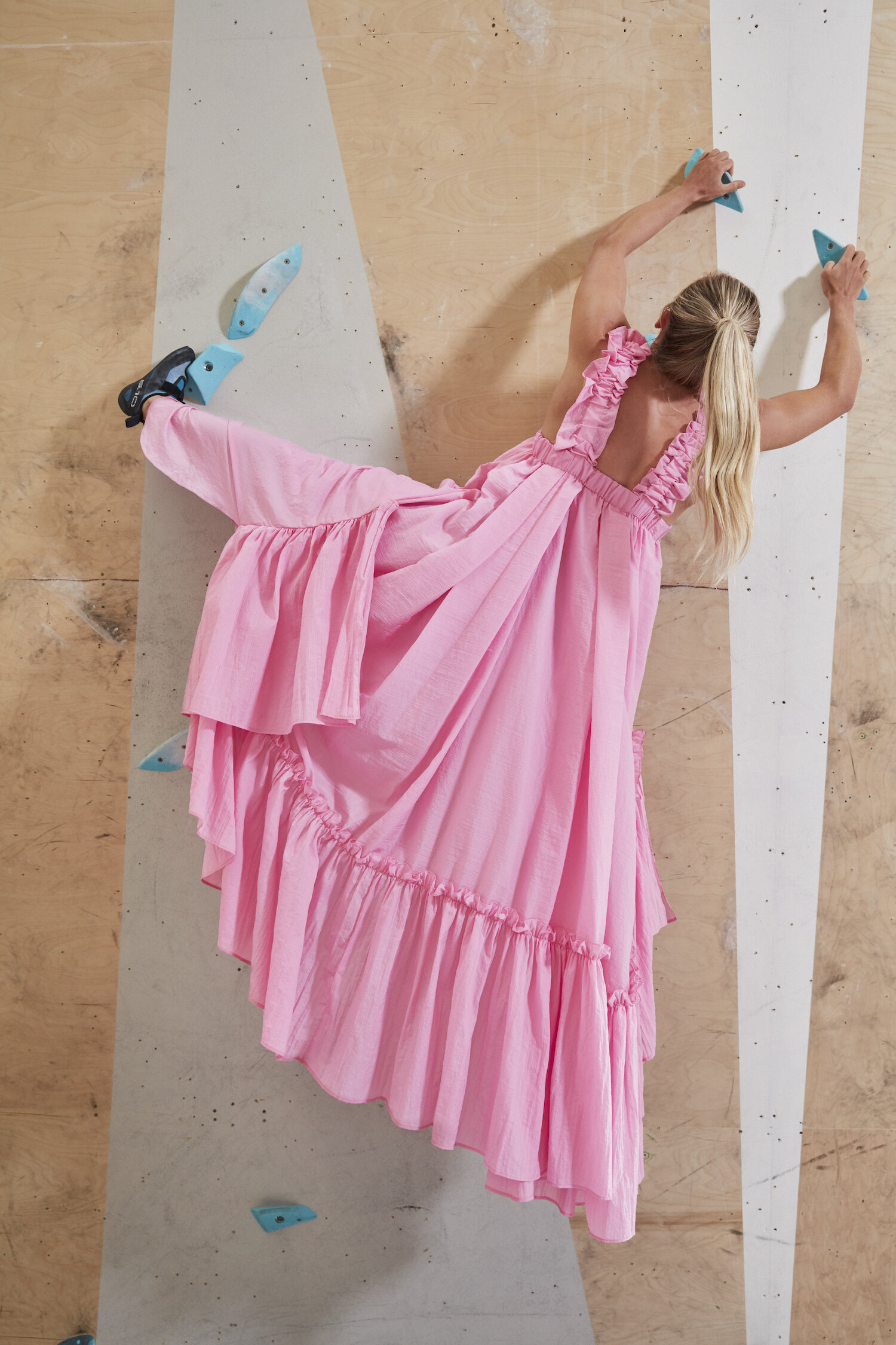 Shauna_Coxsey_Stylist_Shot_03_039_RT.jpg