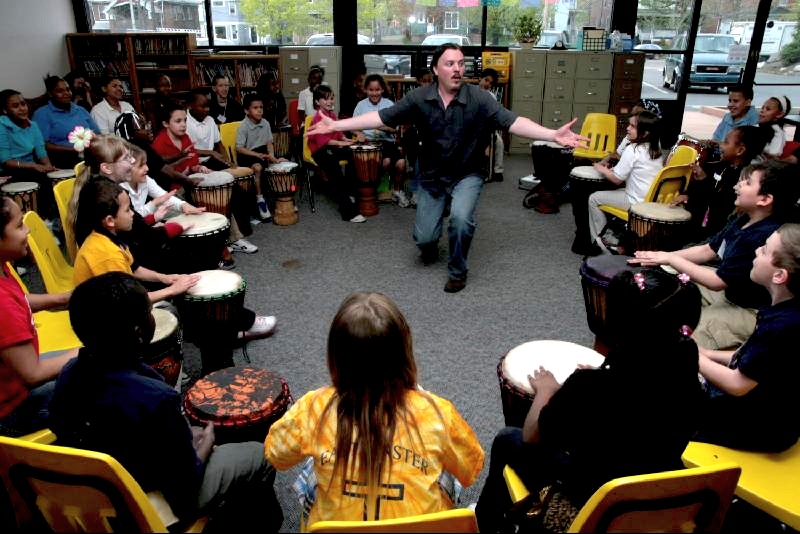 Jim Donovan working with a mixed group of children with ASD and general population.