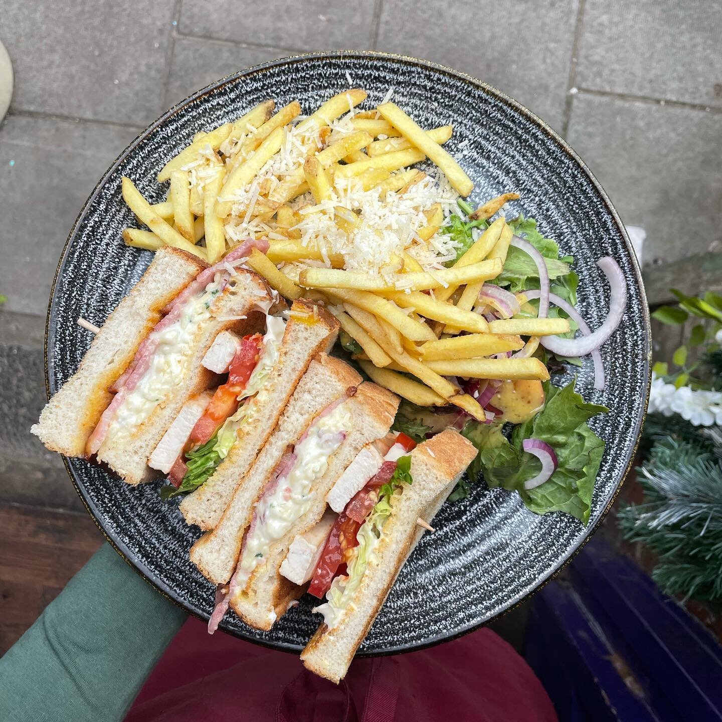 A classic at Aubergine is our club sandwich! Roasted chickens, smoked streaky bacon, cheese + onion mayonnaise, lettuce and tomato served between three slices of bloomer. How delicious does it look! #clubsandwich #cafe #independent #westkirby #westki