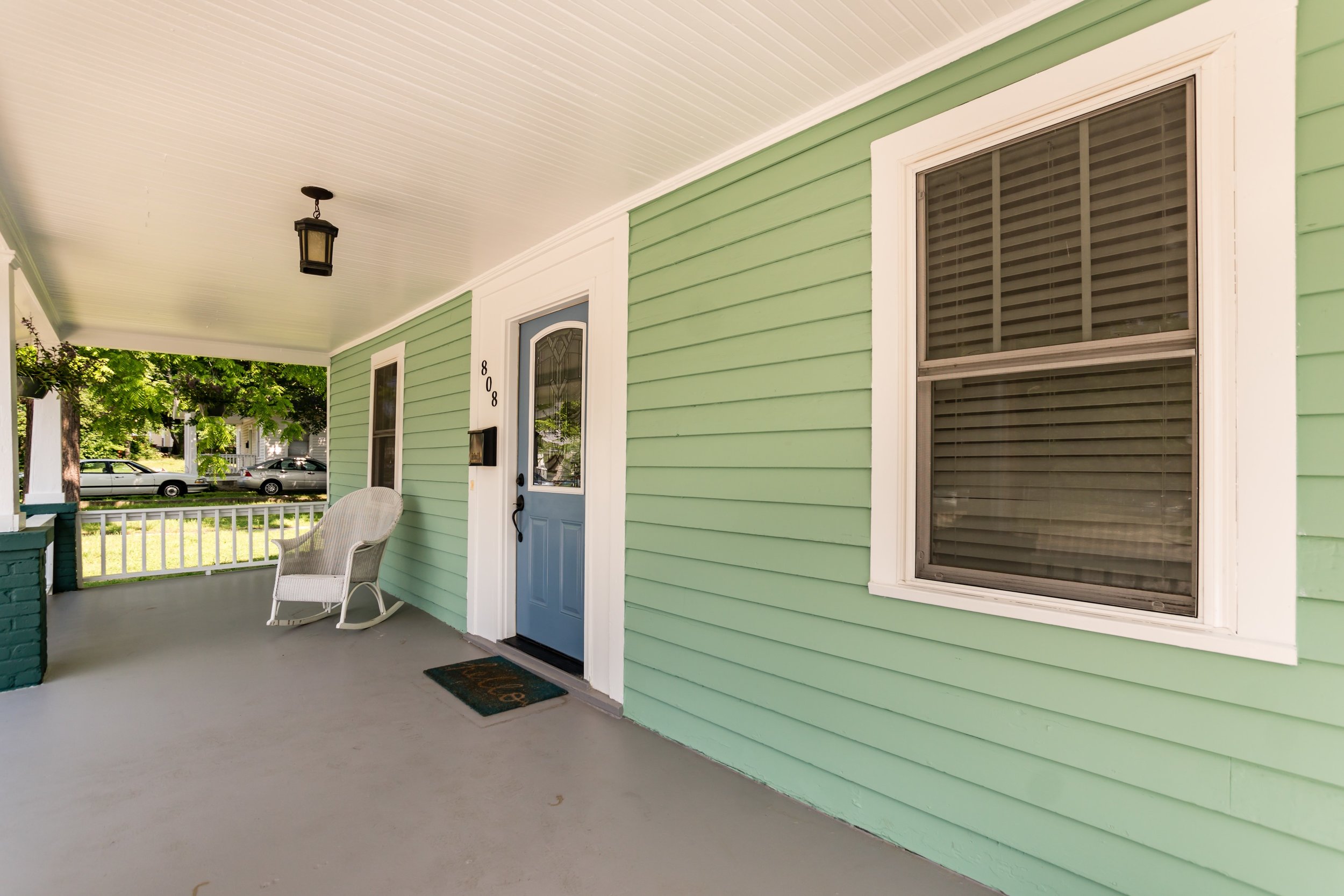 002_Full Front Porch.jpg