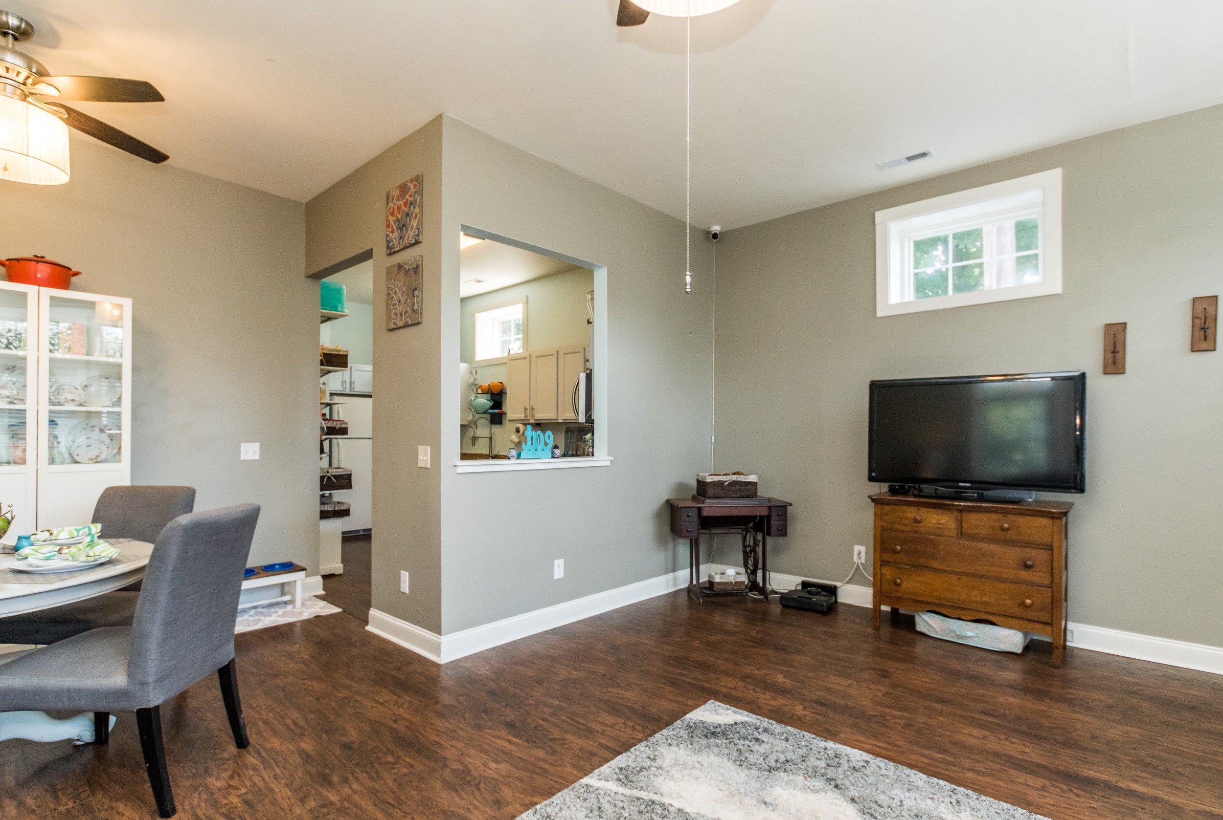 006_ Family Room.jpg