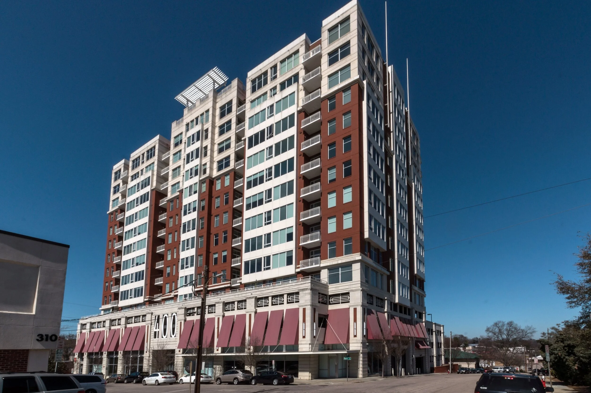 001_400 W North Building.jpg