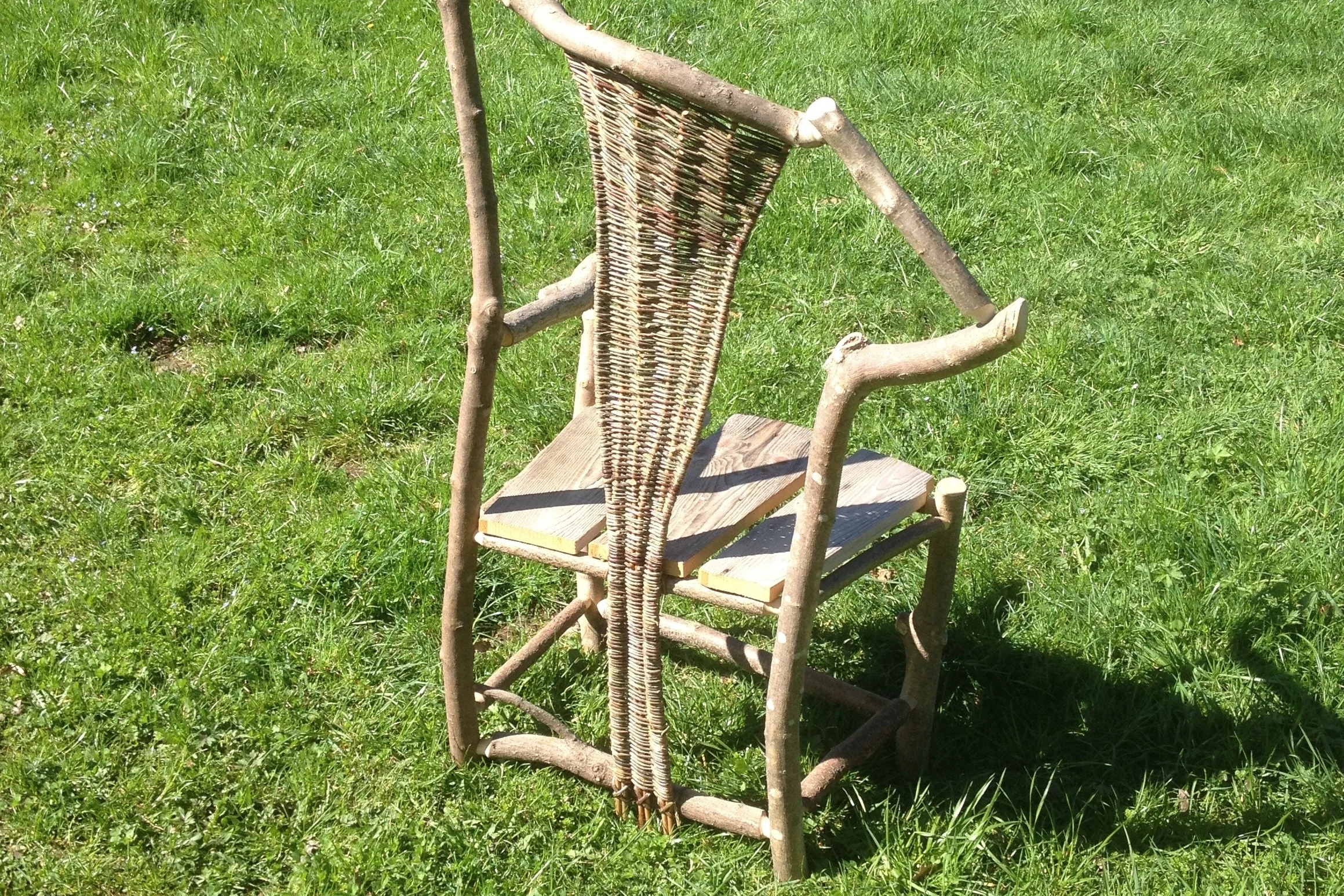 K 06: Wildholzmöbel