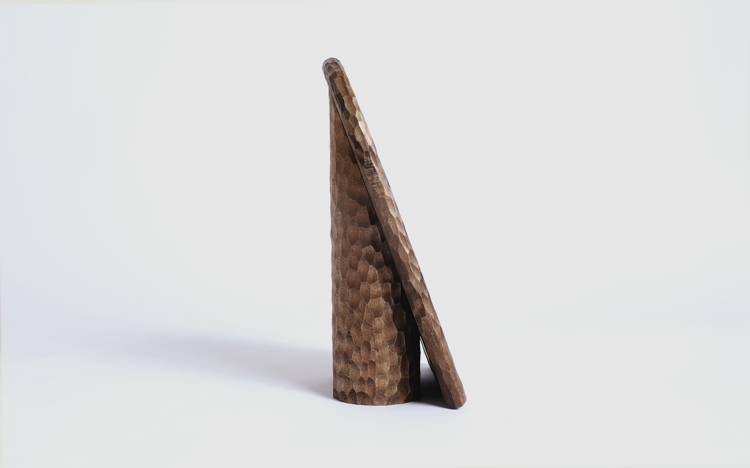03_StudioAnansi_Chisel-Mirror_Side_2018.png