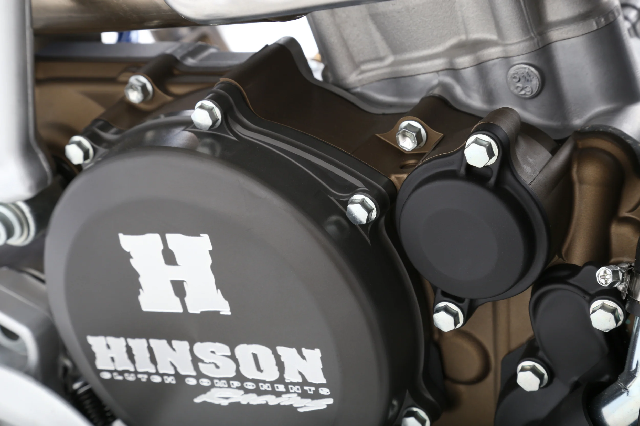 engine angle hot (clean).JPG