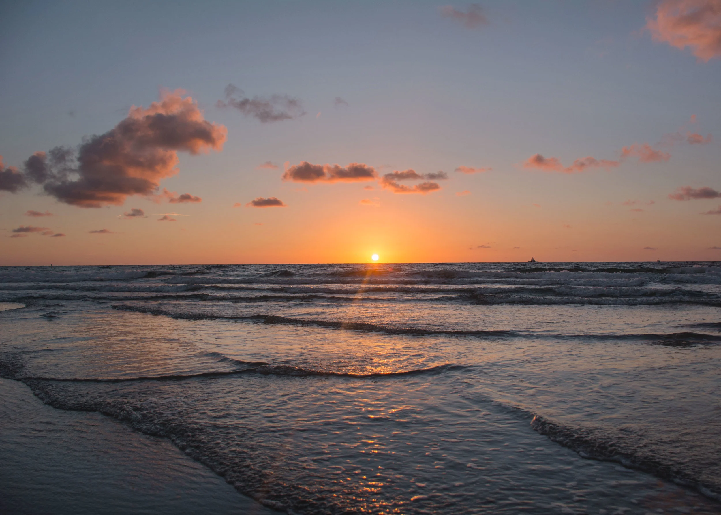  Gabriella Gerbasi | Photography | My Life in Shades of Blue  Travel photography Florida - Welcome to the sunshine state because a bad day in Florida is still better than a good day anywhere else. Beautiful Florida beaches, clear blue ocean, palm tre