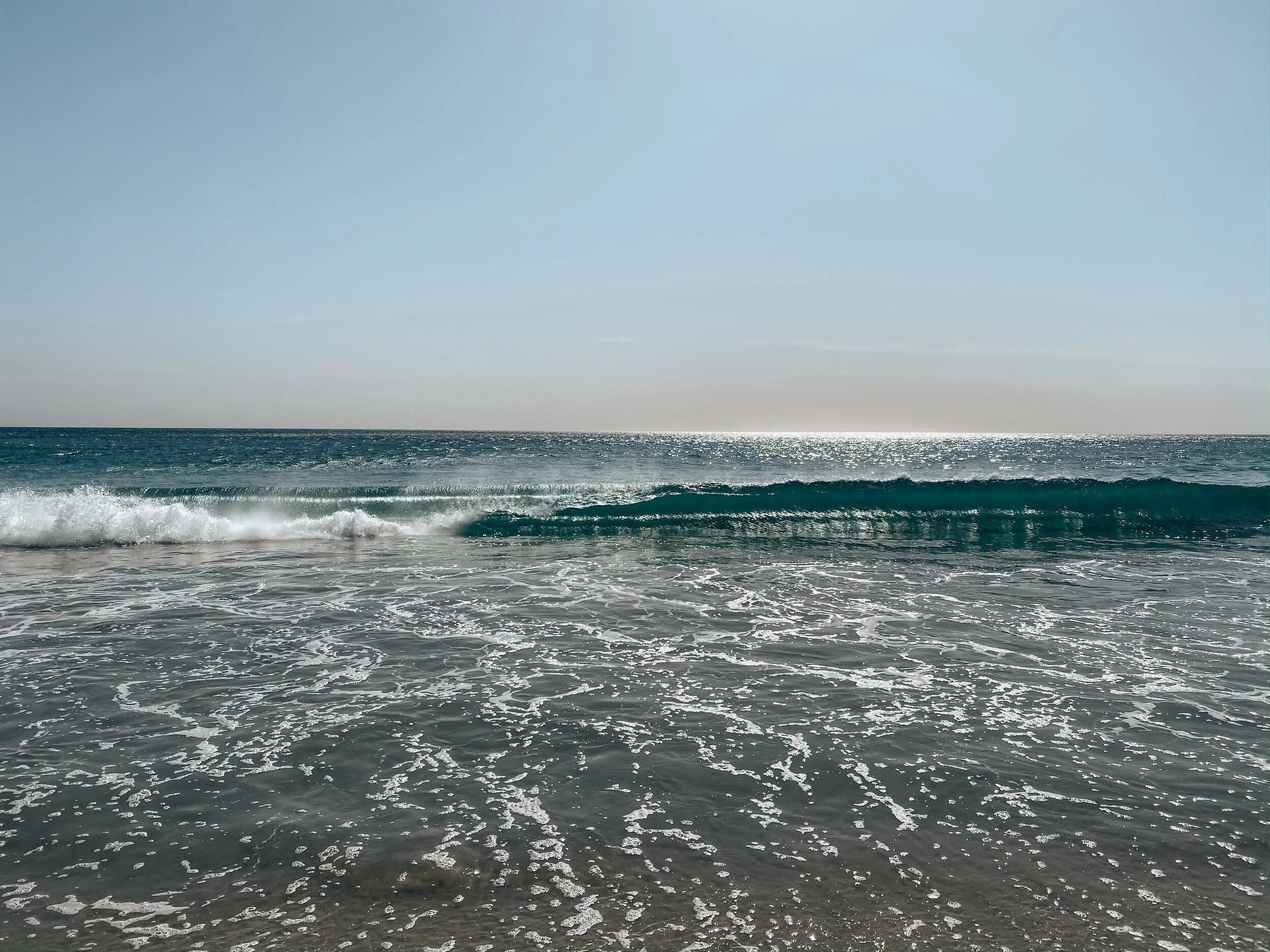  Gabriella Gerbasi | Photography | My Life in Shades of Blue  Travel photography on the West Coast in California, visiting Los Angeles, Santa Monica, Venice Beach, Melrose Avenue, the Broad Museum, and beautiful beaches of Malibu with my sister. 