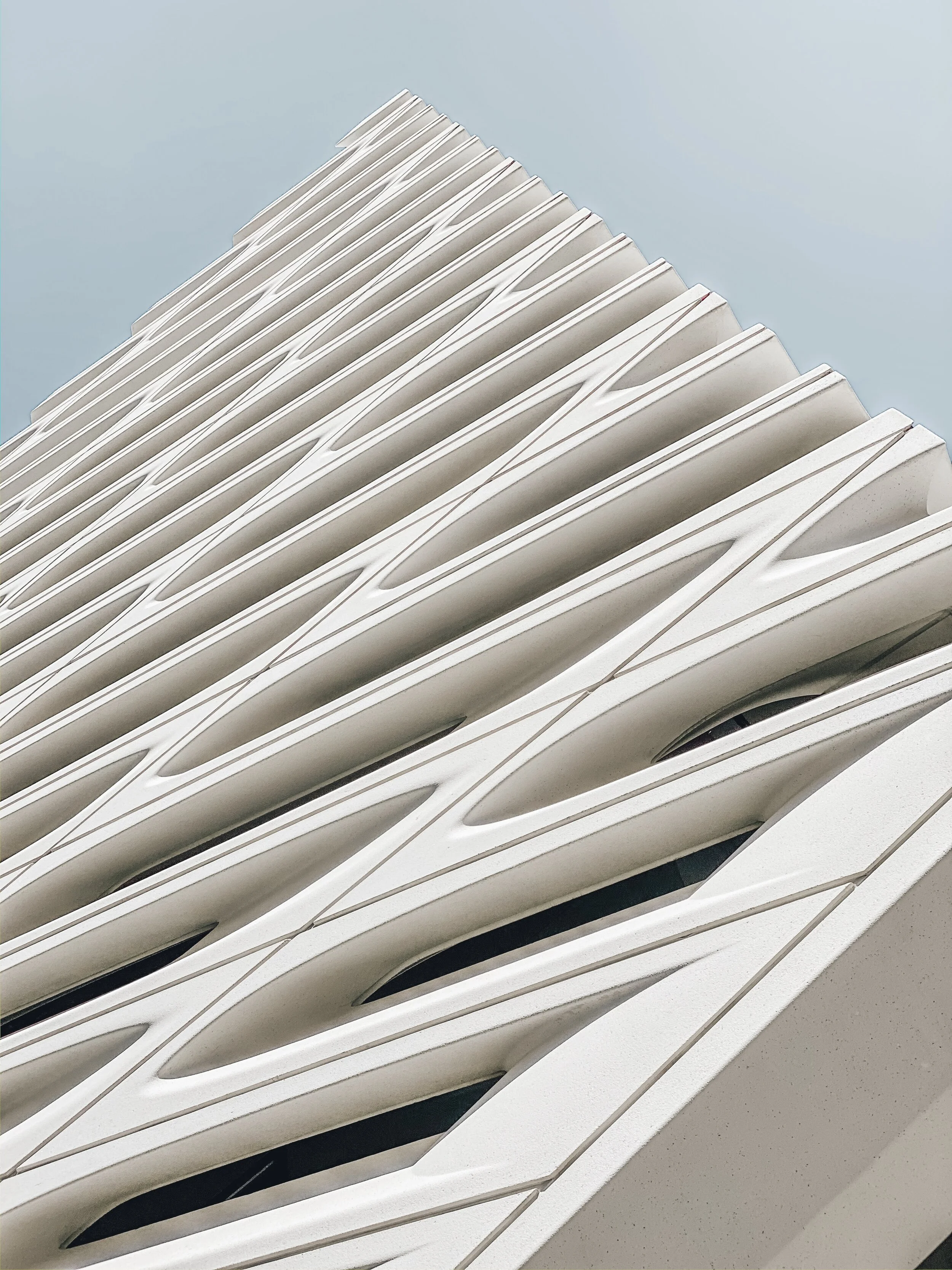  Gabriella Gerbasi | Photography | My Life in Shades of Blue  Travel photography on the West Coast in California, visiting Los Angeles, Santa Monica, Venice Beach, Melrose Avenue, the Broad Museum, and beautiful beaches of Malibu with my sister. 