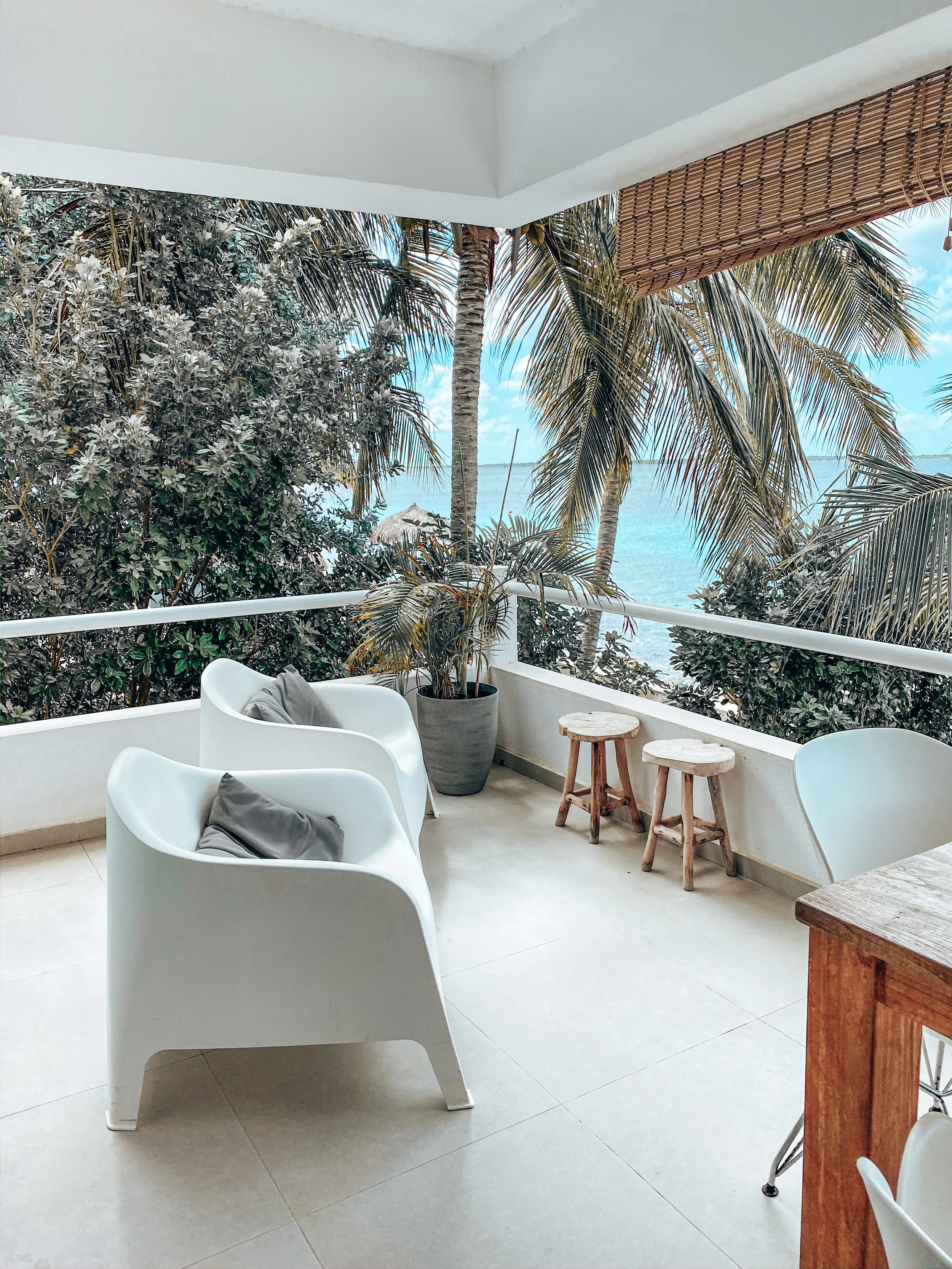  Gabriella Gerbasi | Photography | My Life in Shades of Blue   Bonaire is an island in the Caribbean Sea and its capital is Kralendijk, located near the ocean on the lee side of the island. Aruba, Bonaire and Curaçao form the ABC islands. Snorkeling 