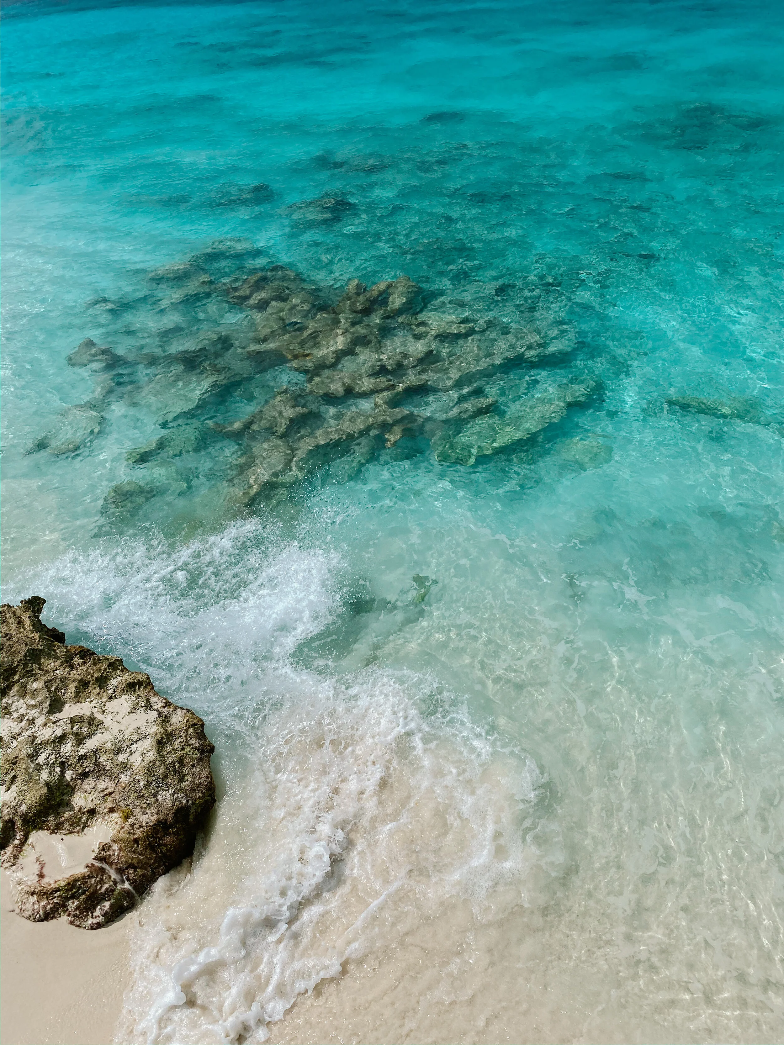  Gabriella Gerbasi | Photography | My Life in Shades of Blue   Bonaire is an island in the Caribbean Sea and its capital is Kralendijk, located near the ocean on the lee side of the island. Aruba, Bonaire and Curaçao form the ABC islands. Snorkeling 
