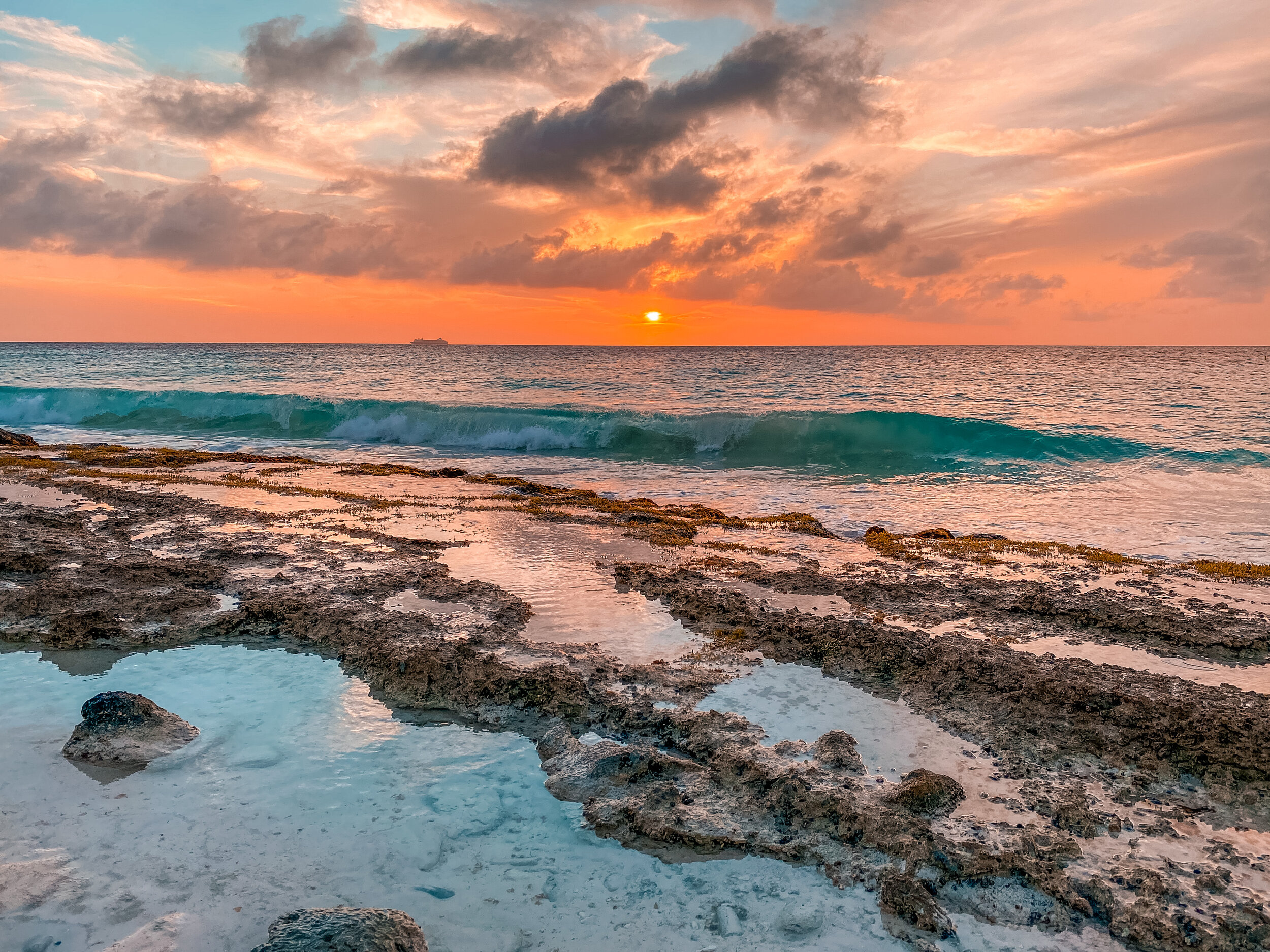  Gabriella Gerbasi | Photography | My Life in Shades of Blue   Bonaire is an island in the Caribbean Sea and its capital is Kralendijk, located near the ocean on the lee side of the island. Aruba, Bonaire and Curaçao form the ABC islands. Snorkeling 