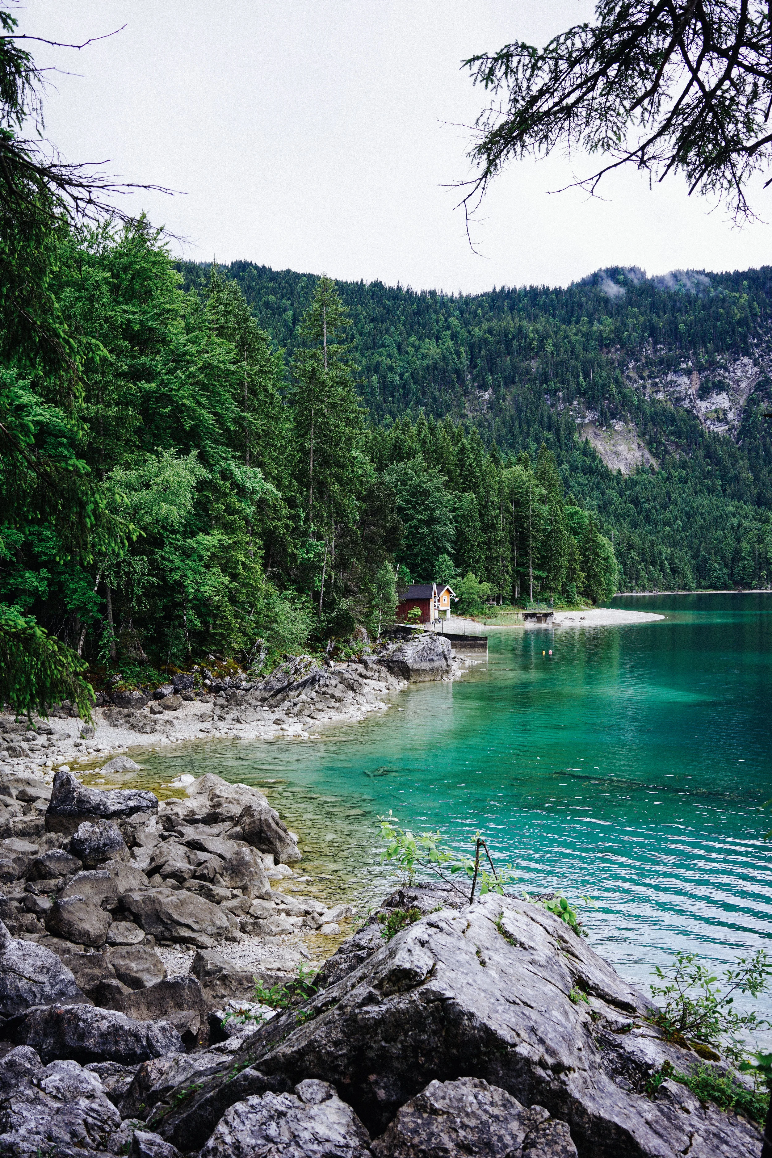 20 Photos To Inspire You To Visit Eibsee Lake In Bavaria Monetsommers 20-photos-to-inspire-you-to-visit-eibsee-lake-in-bavaria-monetsommers