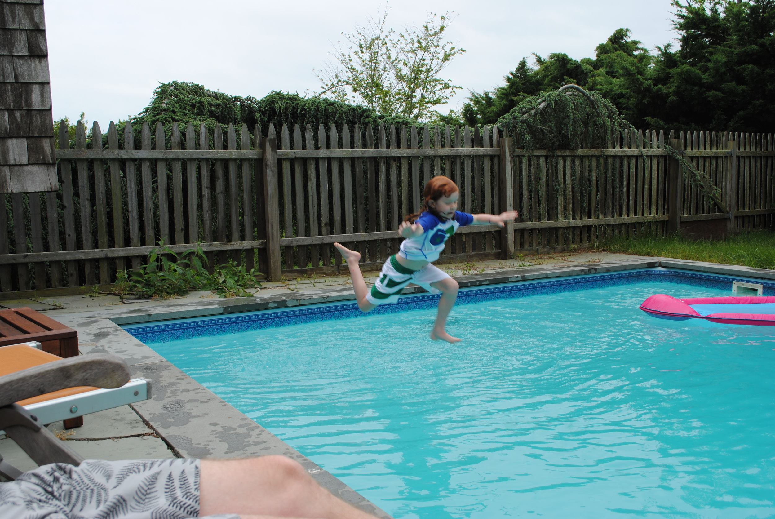 God daughter Zoe Takes A Splash