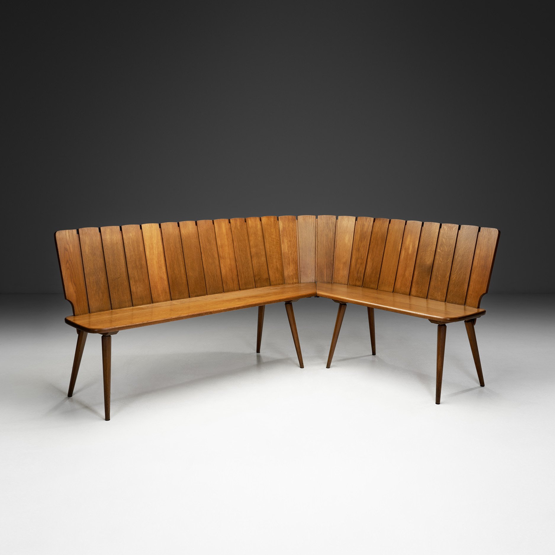 Brutalist Oak Corner Bench, Europe Second half of the 20th Century