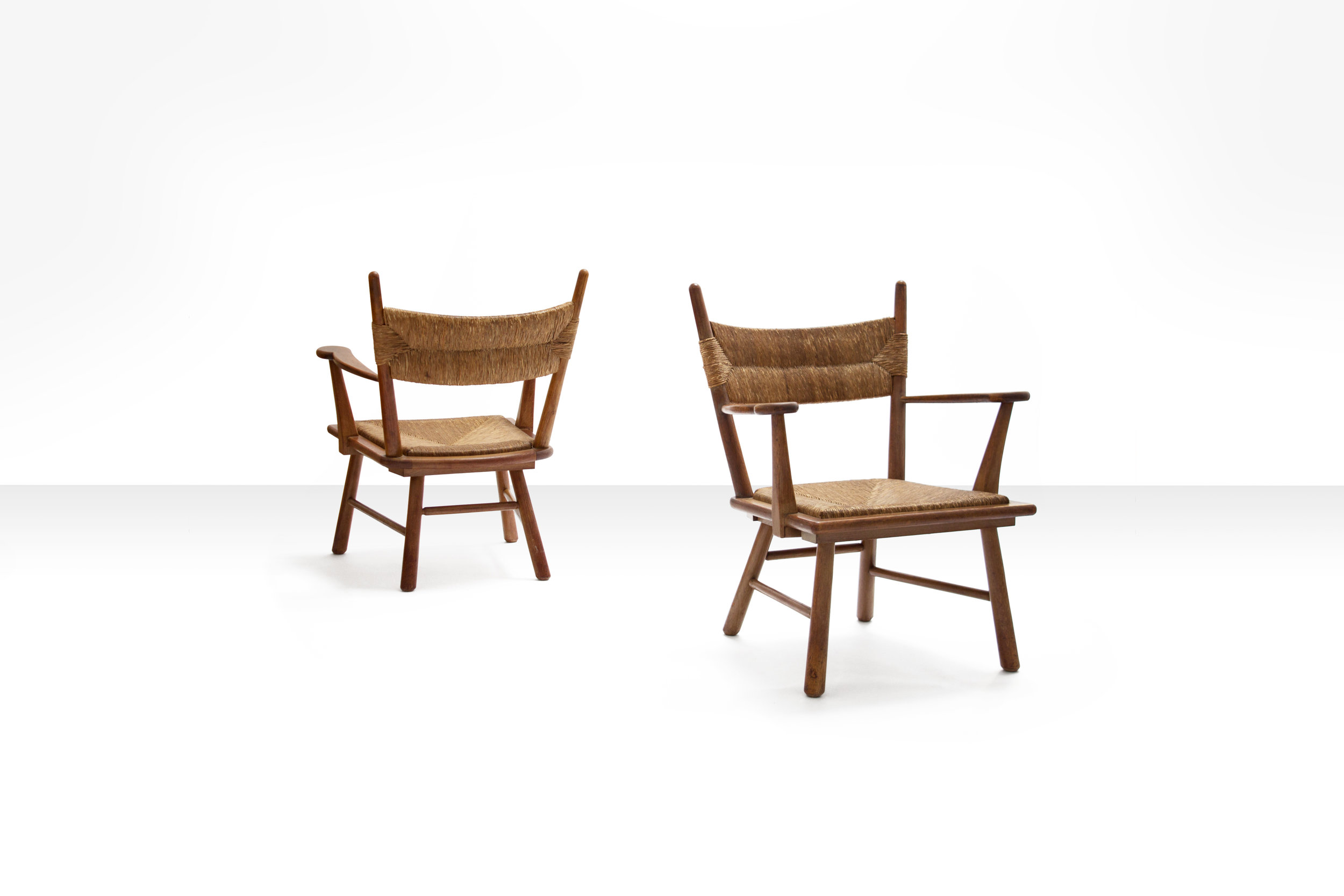 Bas Van Pelt (attr.) Armchairs in Solid Oak and Straw, the Netherlands 1940s (sold)