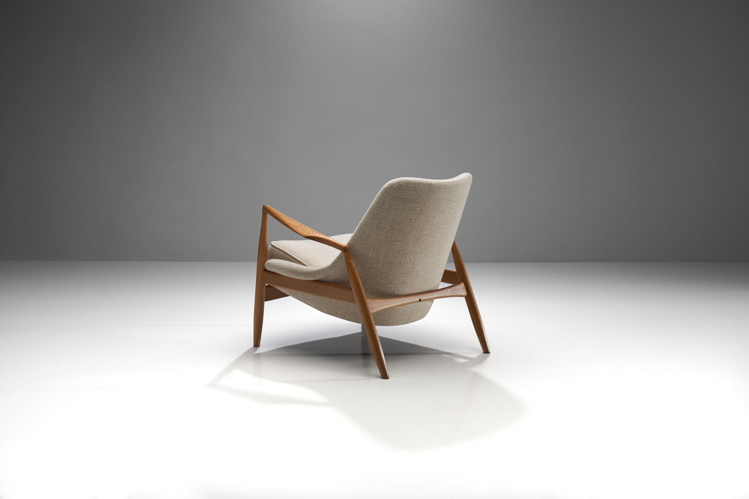 Ib Kofod-Larsen "Seal" Lounge Chair, Sweden 1950s (sold)