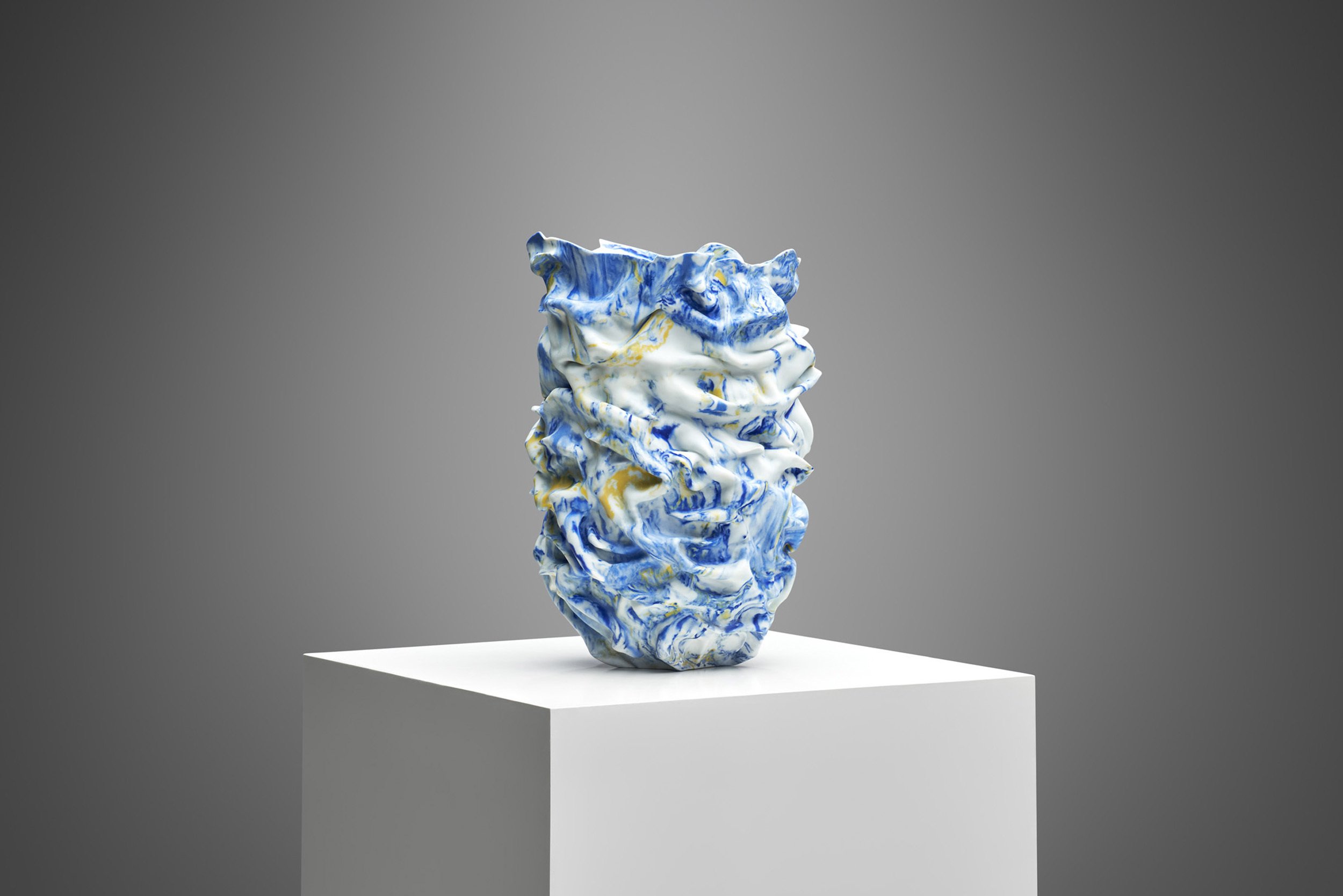 Babs Haenen "Shan Ming Shui Xin" Vase, The Netherlands 2019 (sold)