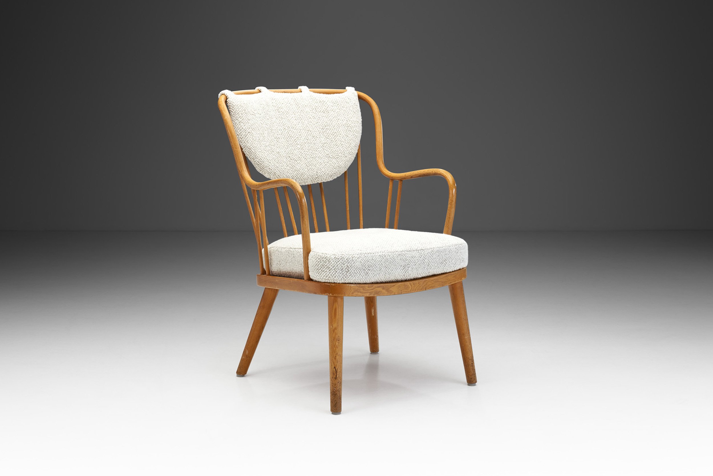 “The Lounge Chair”  by Aage Herman Olsen for Fritz Hansen, Denmark 1940s