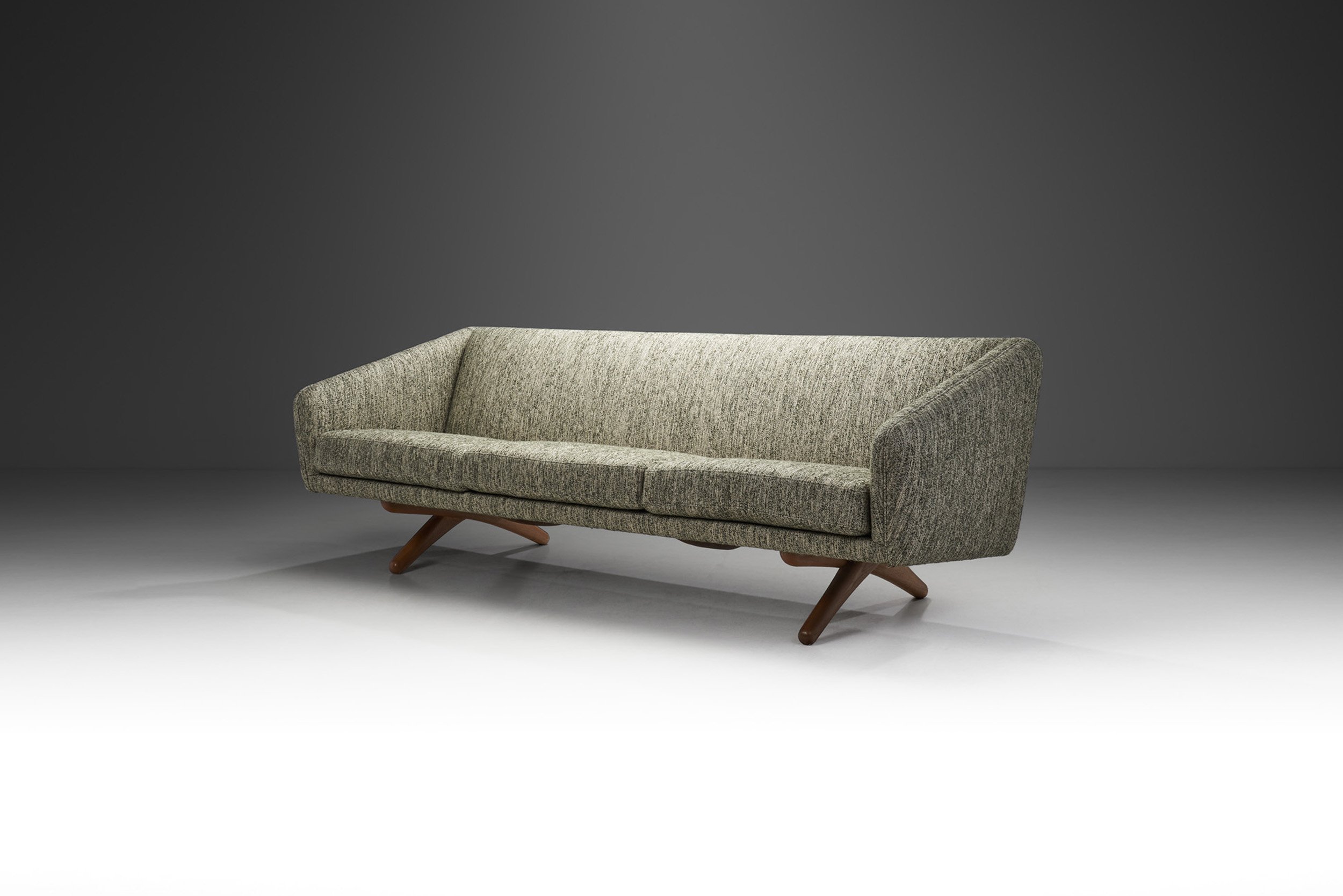 Illum Wikkelsø "ML-90" Three-Seater Sofa for Michael Laursen, Denmark 1960s