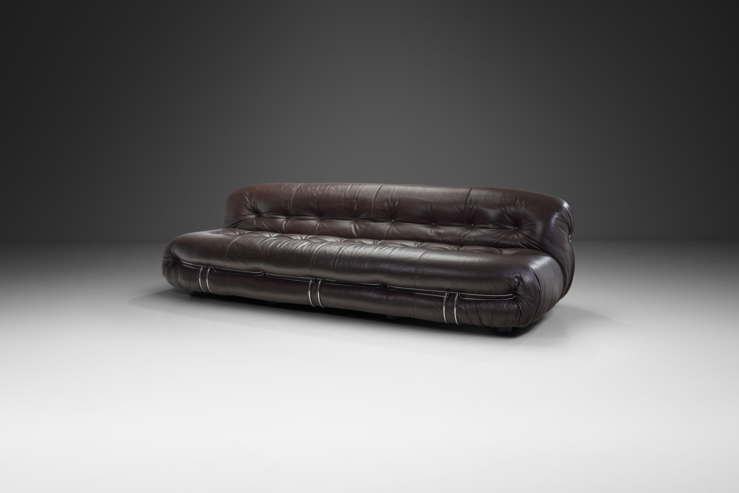 Afra and Tobia Scarpa "Soriana" Sofa in Leather, Italy 1969
