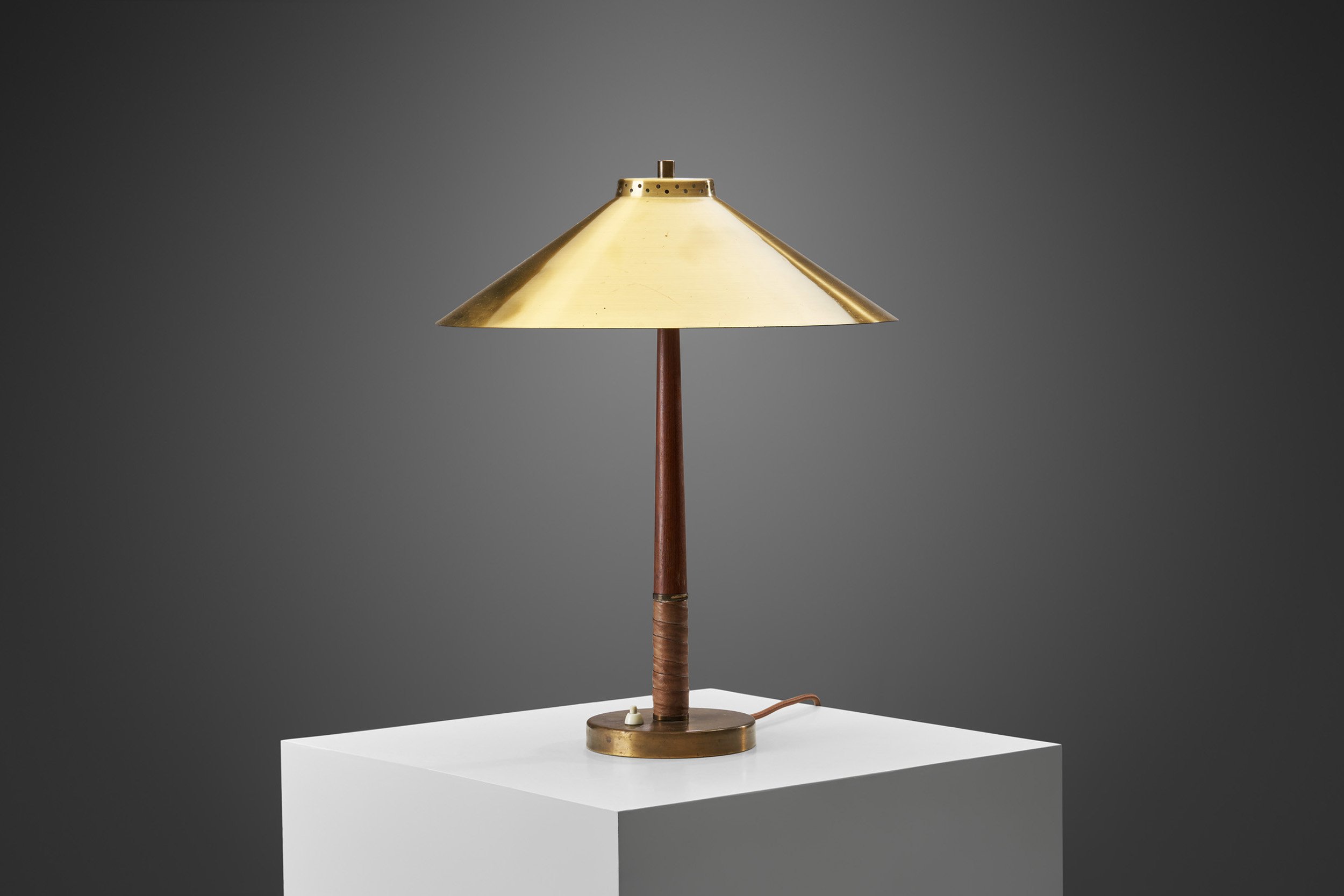 Rare Boréns Borås Table Lamp Model "B8442", Sweden 1940s (sold)