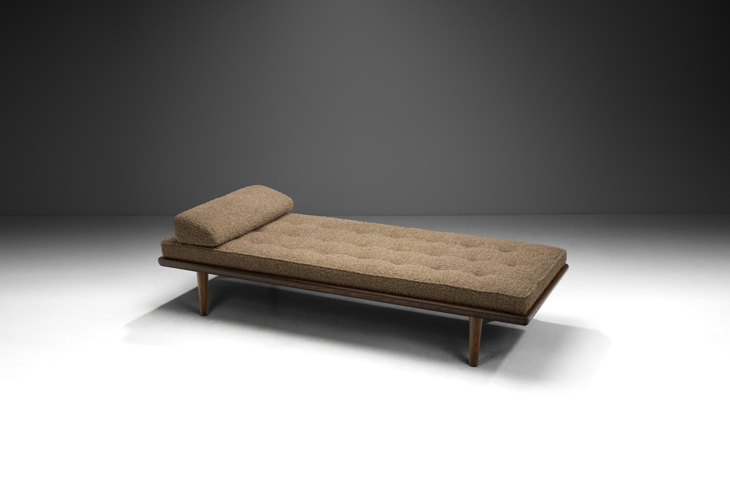 Göperts Möbler Upholstered Daybed with Head Cushion, Sweden 1960s (sold)