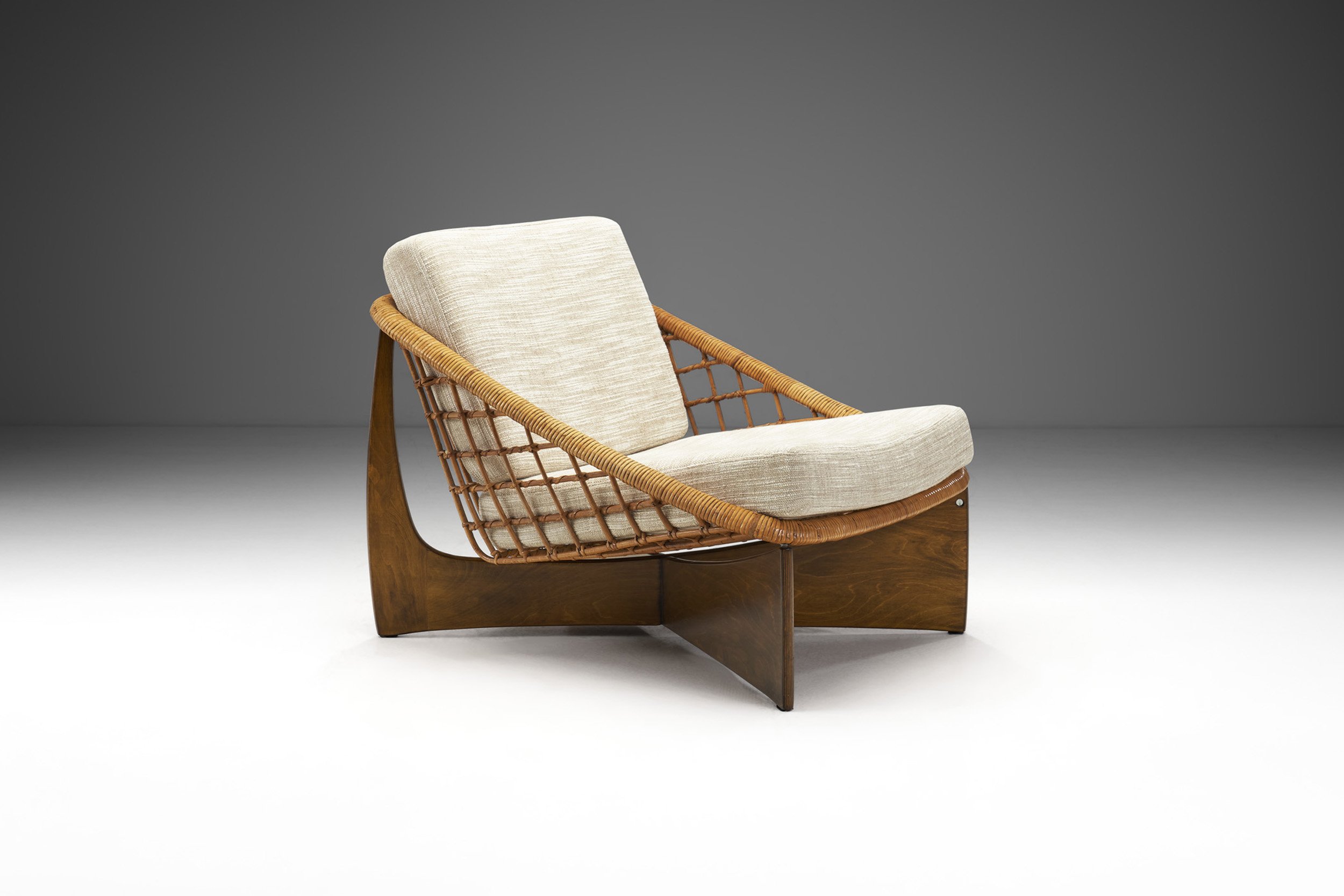 “Rokato” Lounge Chair by Gebroeders Jonkers Noordwolde, The Netherlands 1960s (sold)