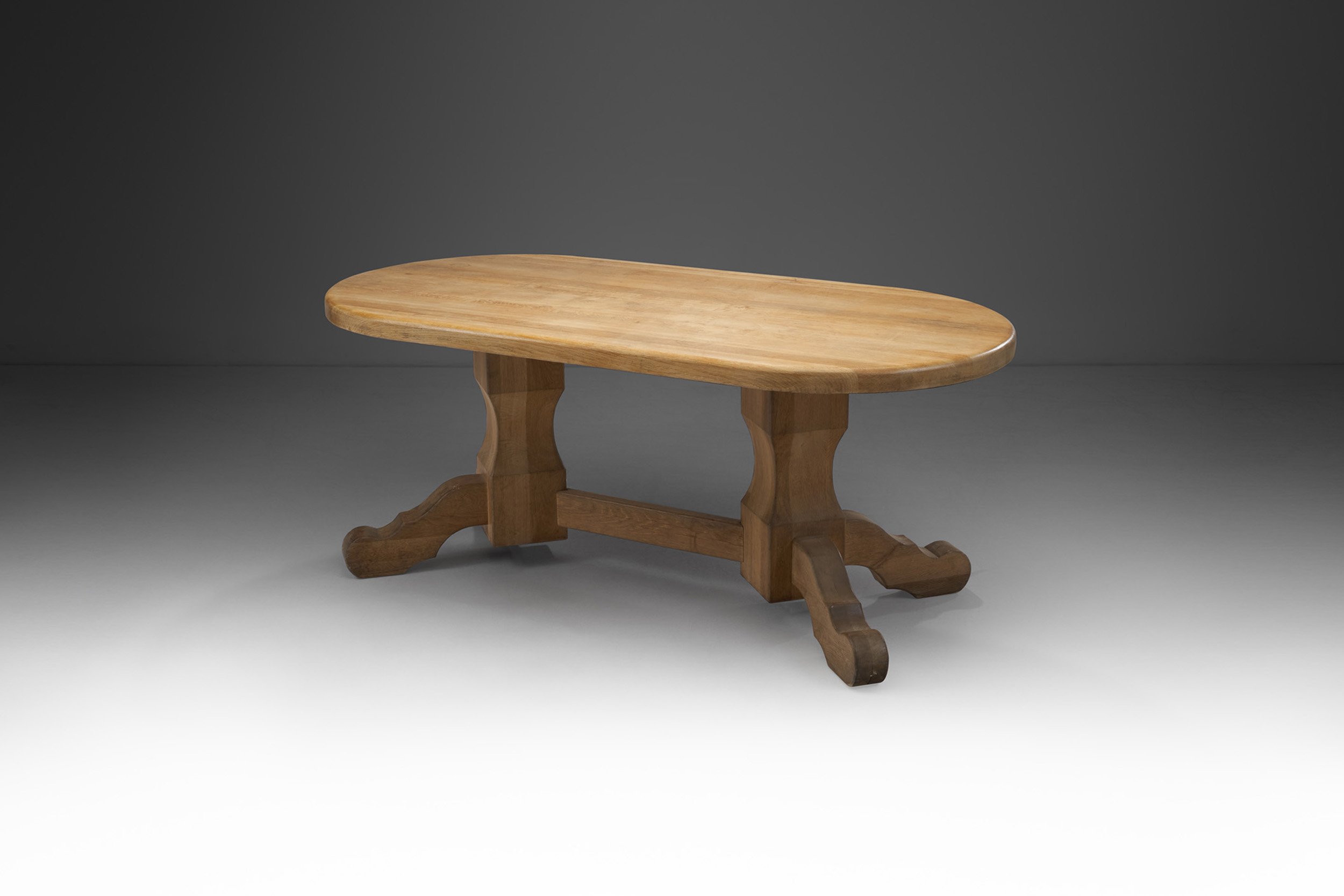 De Puydt Oak Dining Table with Carved Legs, Belgium 1970s