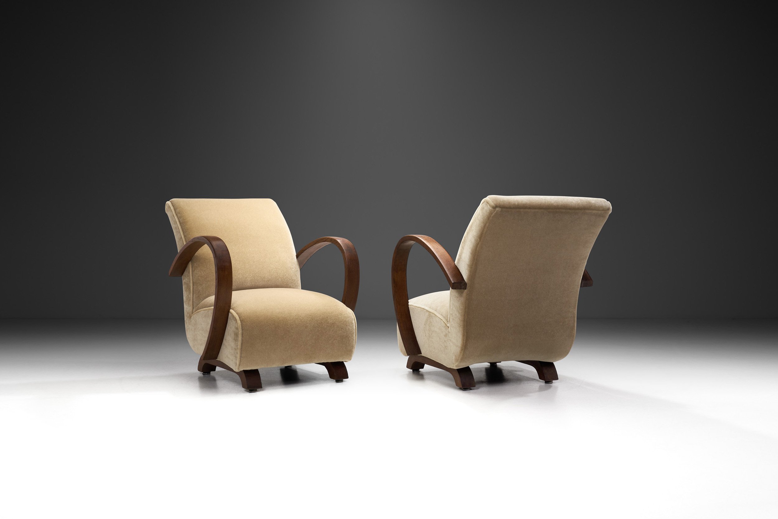 Jindřich Halabala Lounge Chairs for UP Závody, Czechoslovakia 1930s (sold)