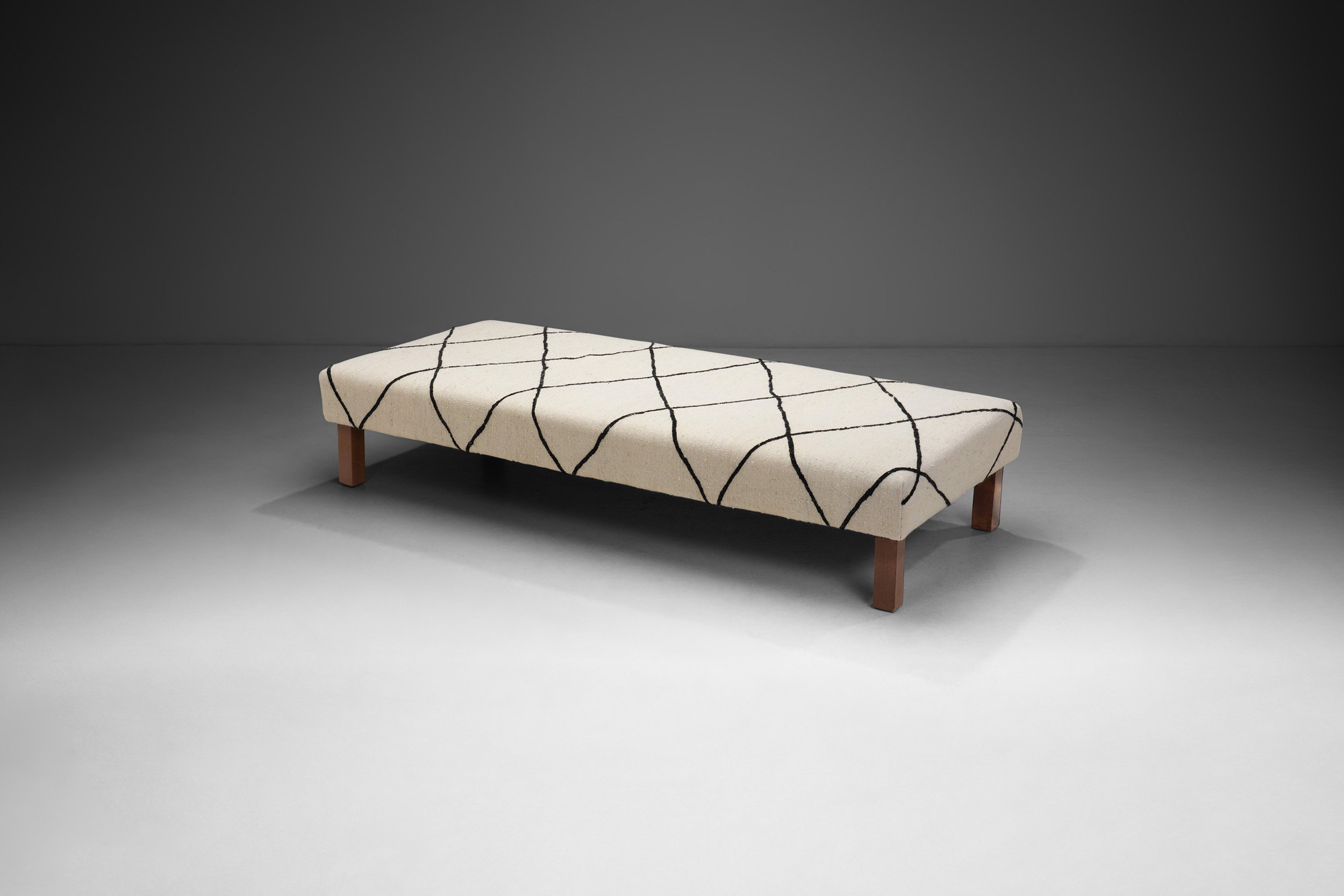 European Cabinetmaker Daybed Upholstered in Kilim Fabric, Europe 1940s