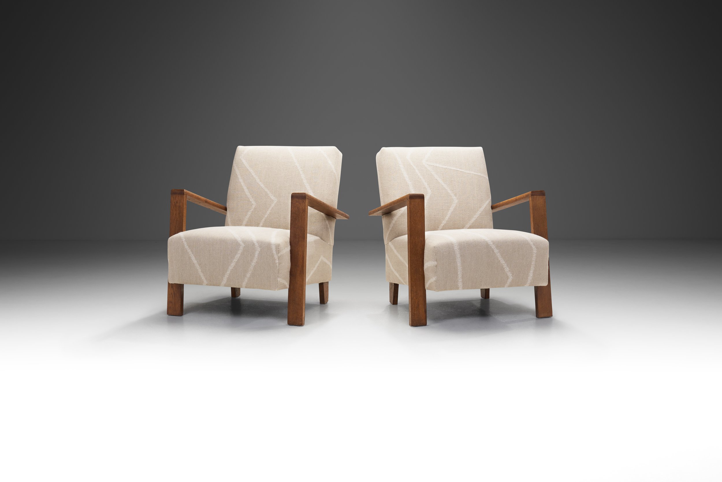 A Pair of Haagse School Art Deco Lounge Chairs, The Netherlands 1930s