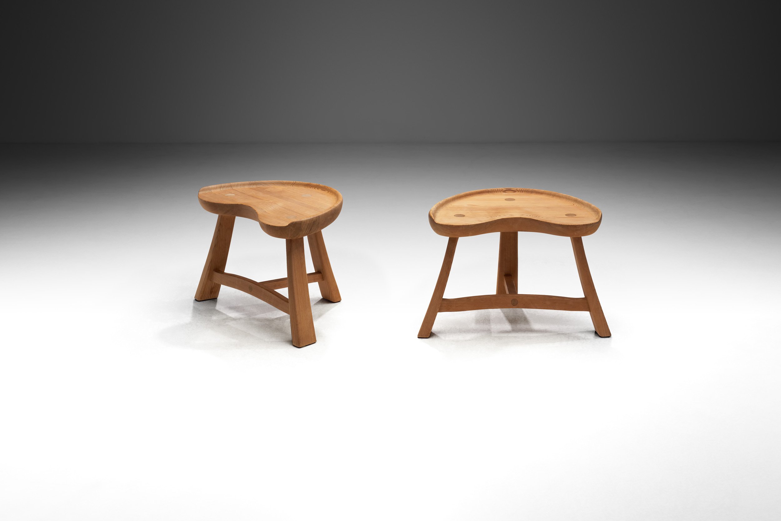 Krogenæs Møbler Three-Legged Sculpted Pine Stools, Norway 1960s (sold)