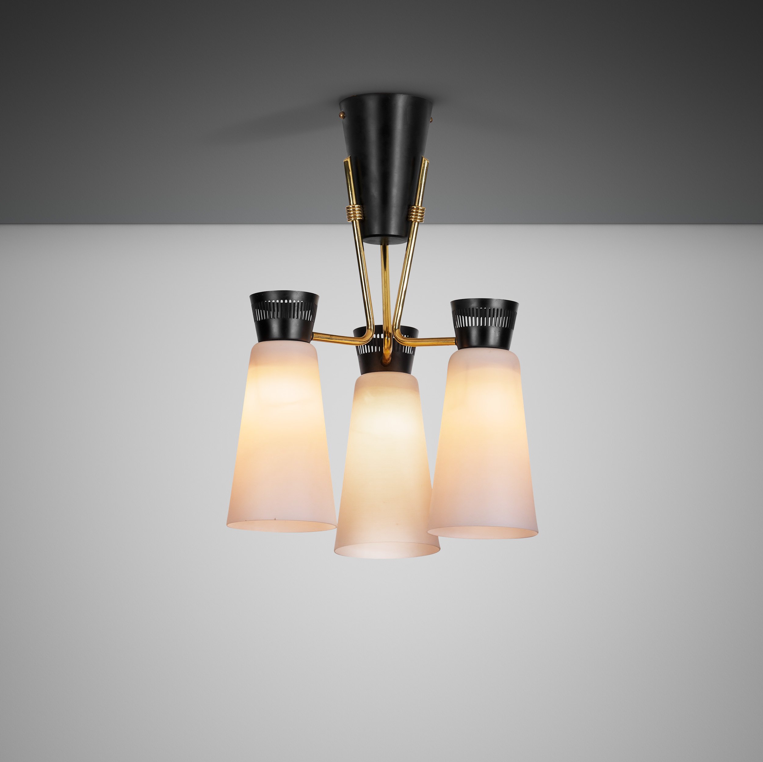 "ER 112/3" Chandelier in Brass and Opal Glass for Itsu, Finland Mid 20th Century