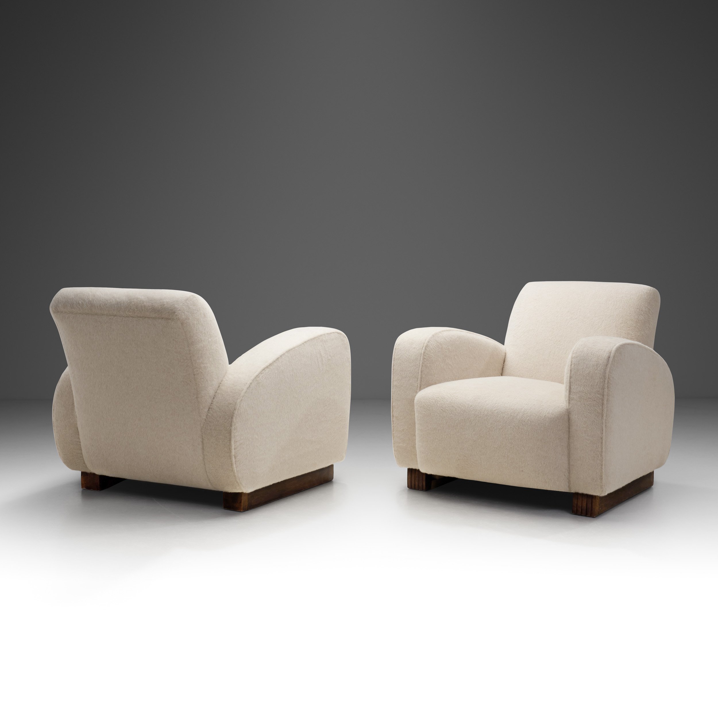 Pair of Upholstered Club Chairs, England 1930s (sold)