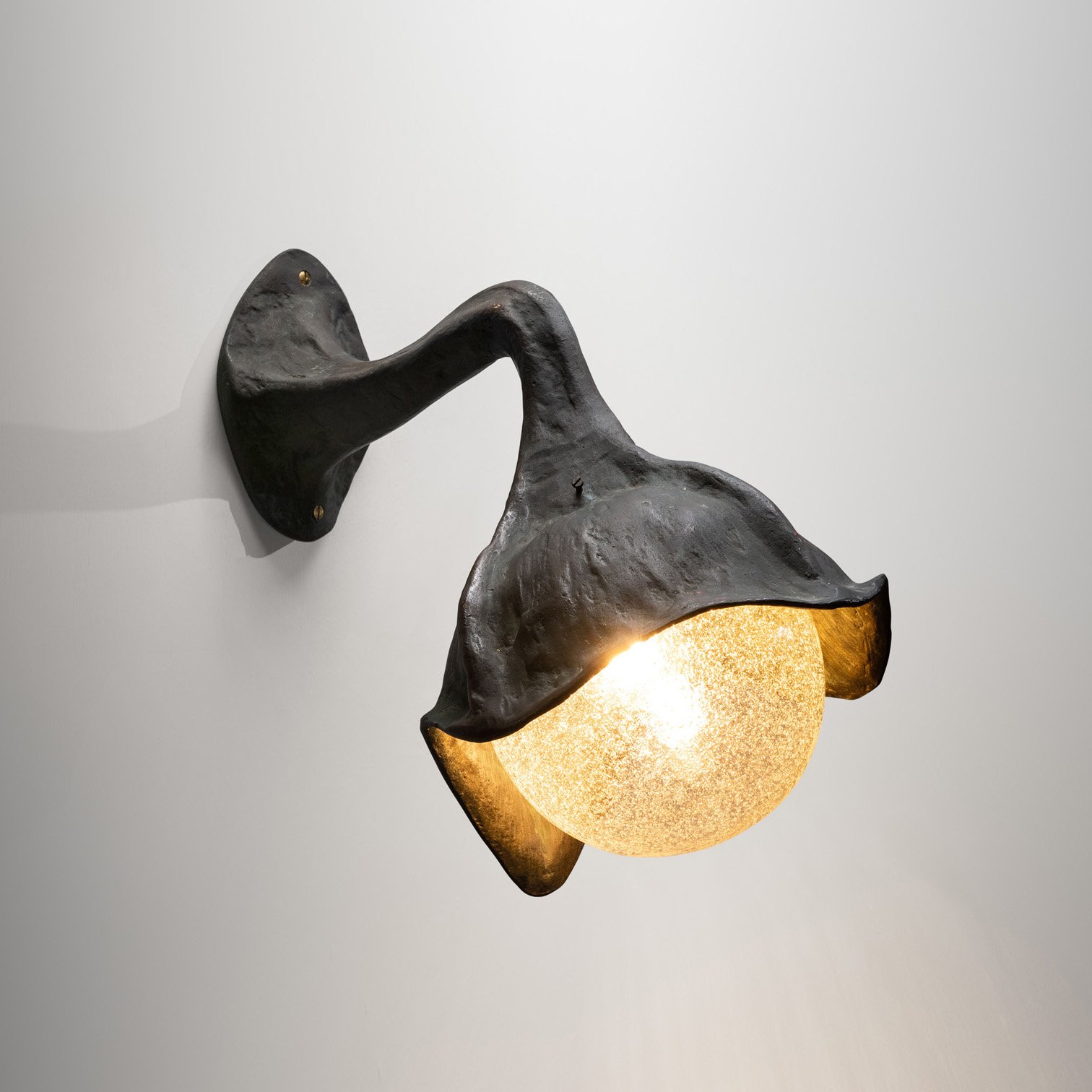 Brutalist Wall Lamp in Bronze, Europe 20th century (sold)