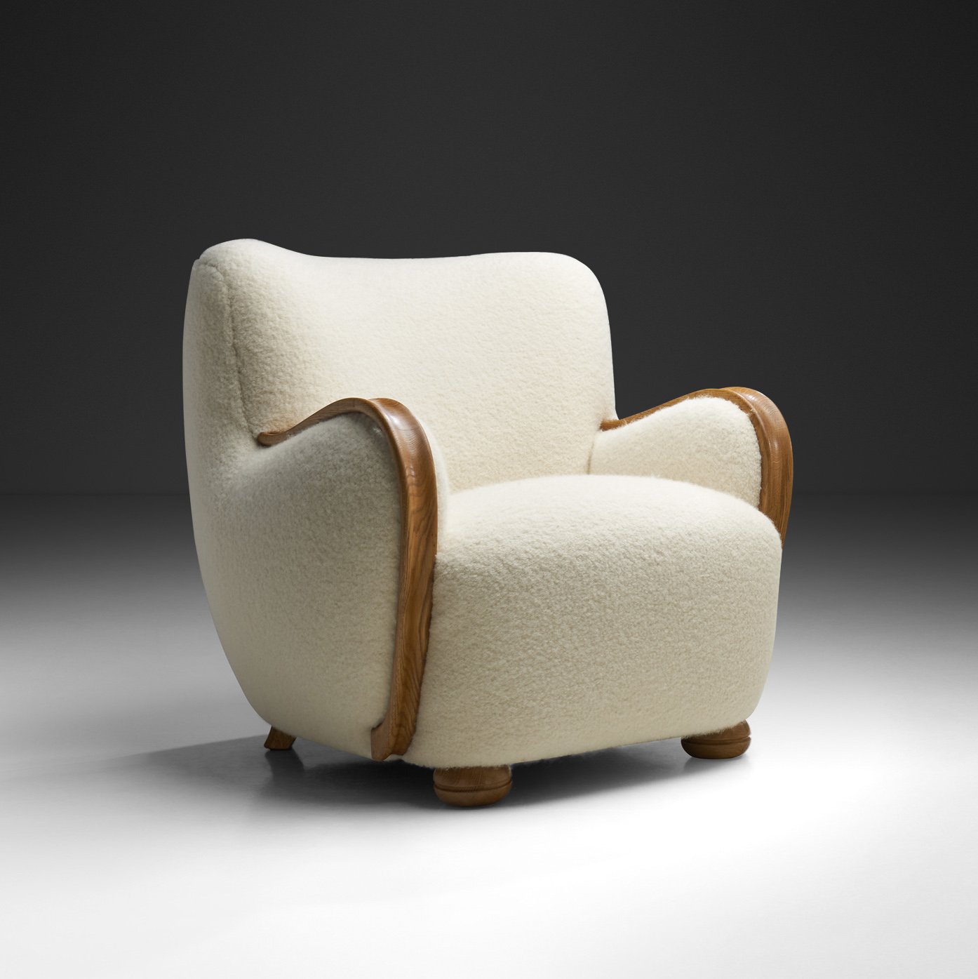 Danish Cabinetmaker Armchair with Curved Armrests, Denmark 1940s