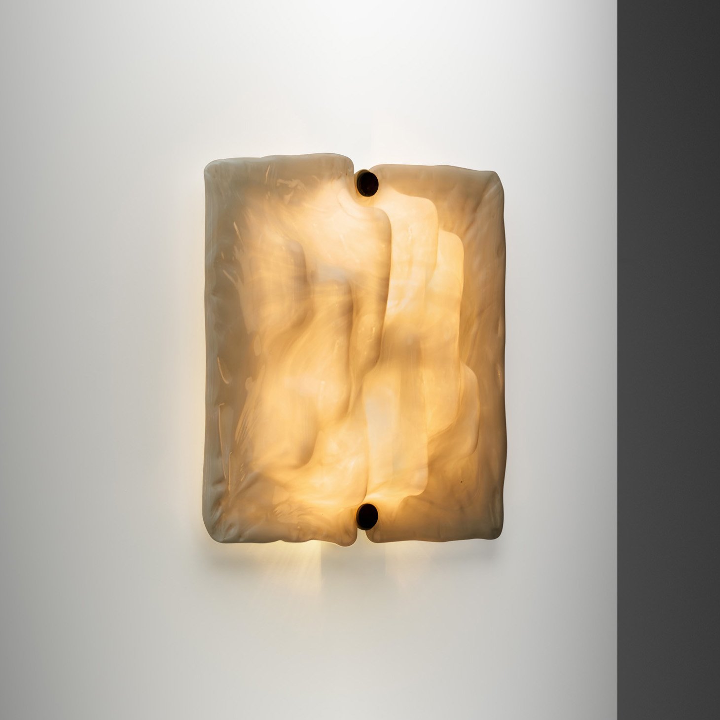 Toni Zuccheri "Scorzé" Wall Lamp for Venini, Italy 1960s