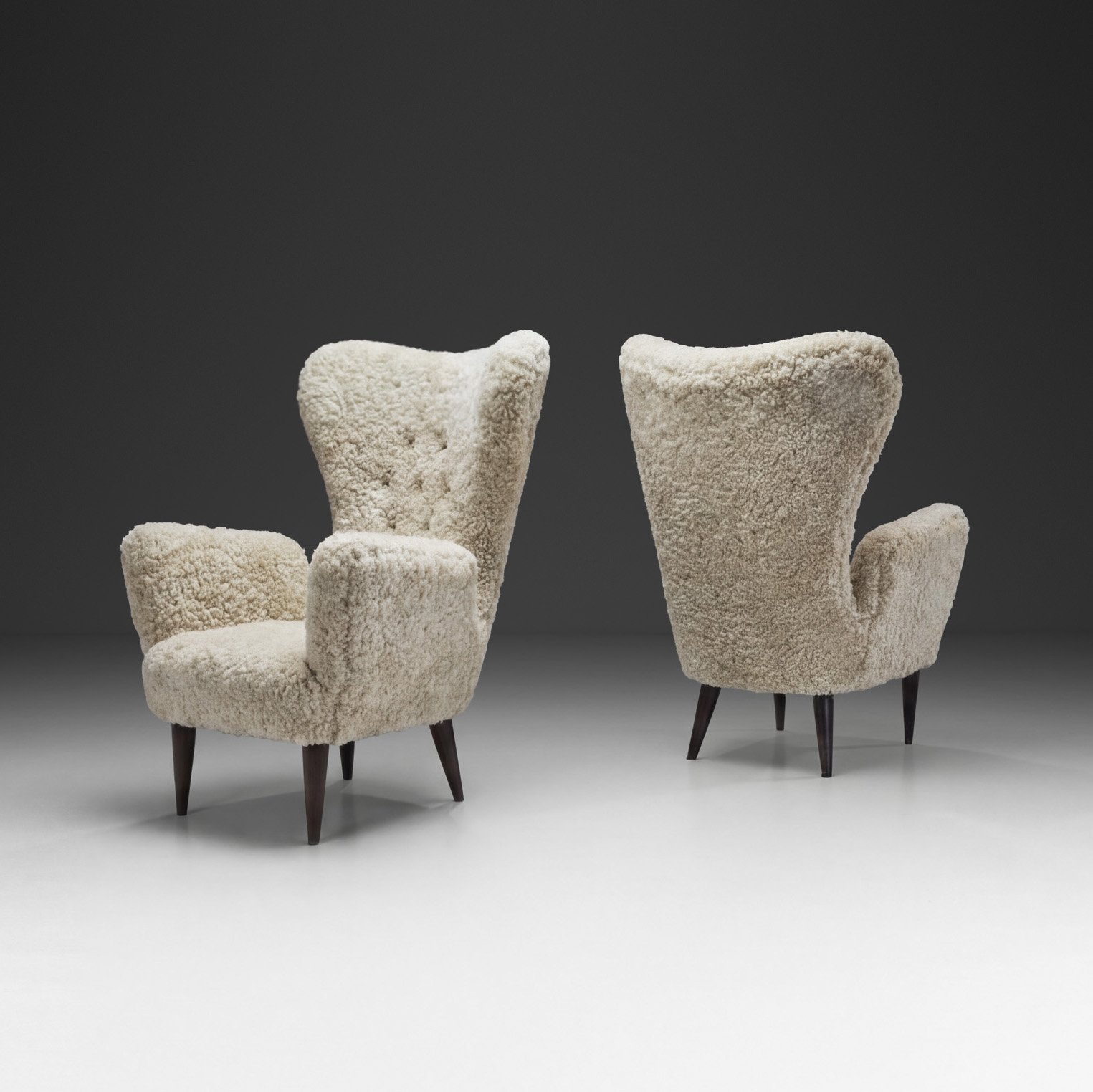 Italian Modern High-Back Armchairs, Italy 1960s