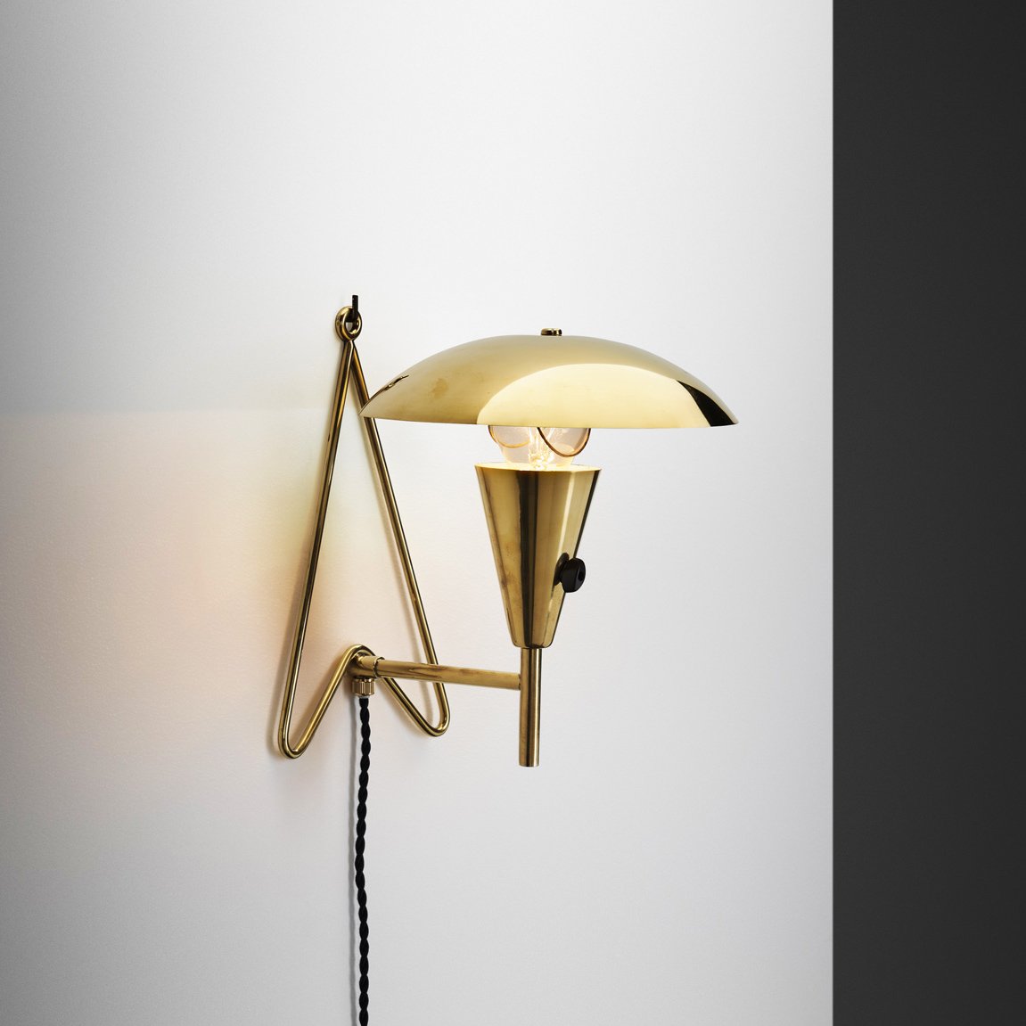 Model "EV 57" Polished Brass Wall Lamp by Itsu, Finland ca 1950s