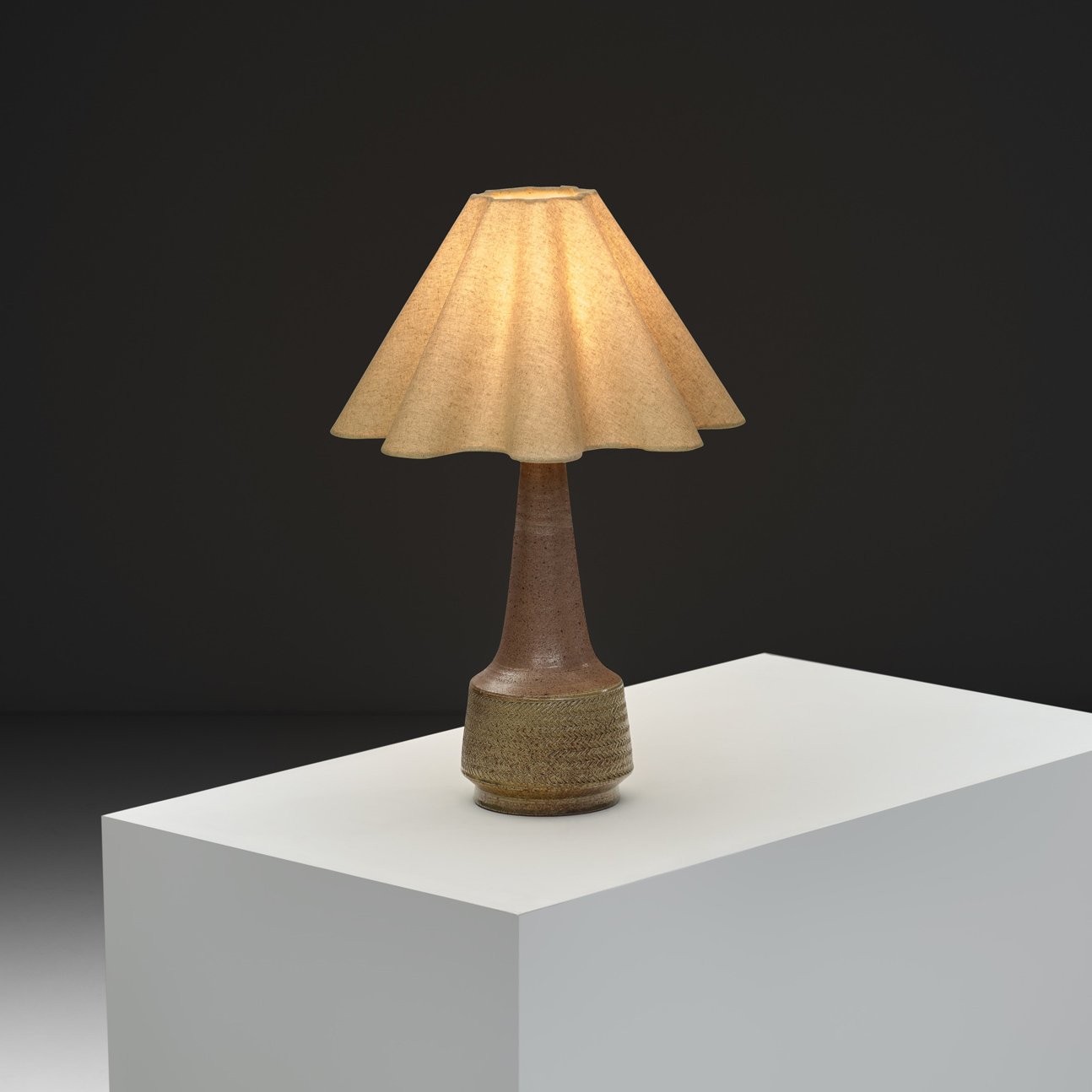 Glazed Stoneware with Tapered Neck and Embossed Pattern Table Lamp by Nils Kähler (Attr.) for Kähler Keramiek, Denmark 1960s