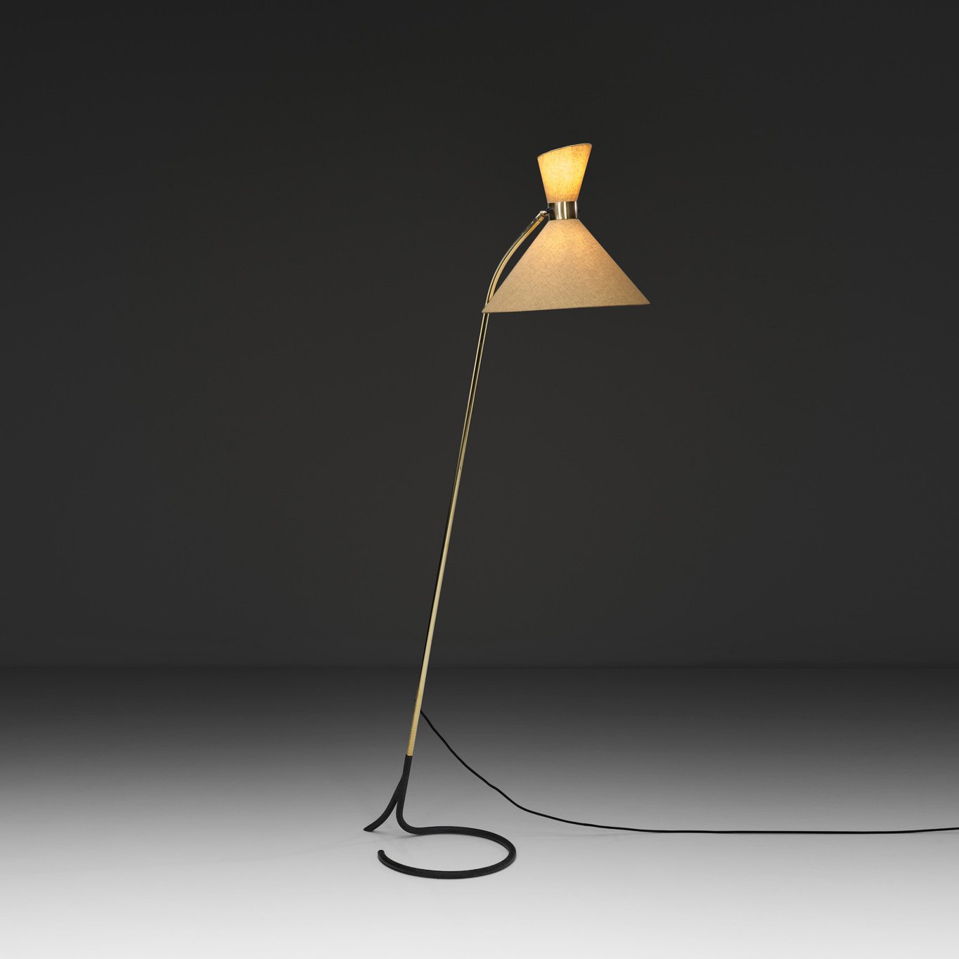 Lacquered Metal Floor Lamp with Diabolo Shade, Europe 1970s