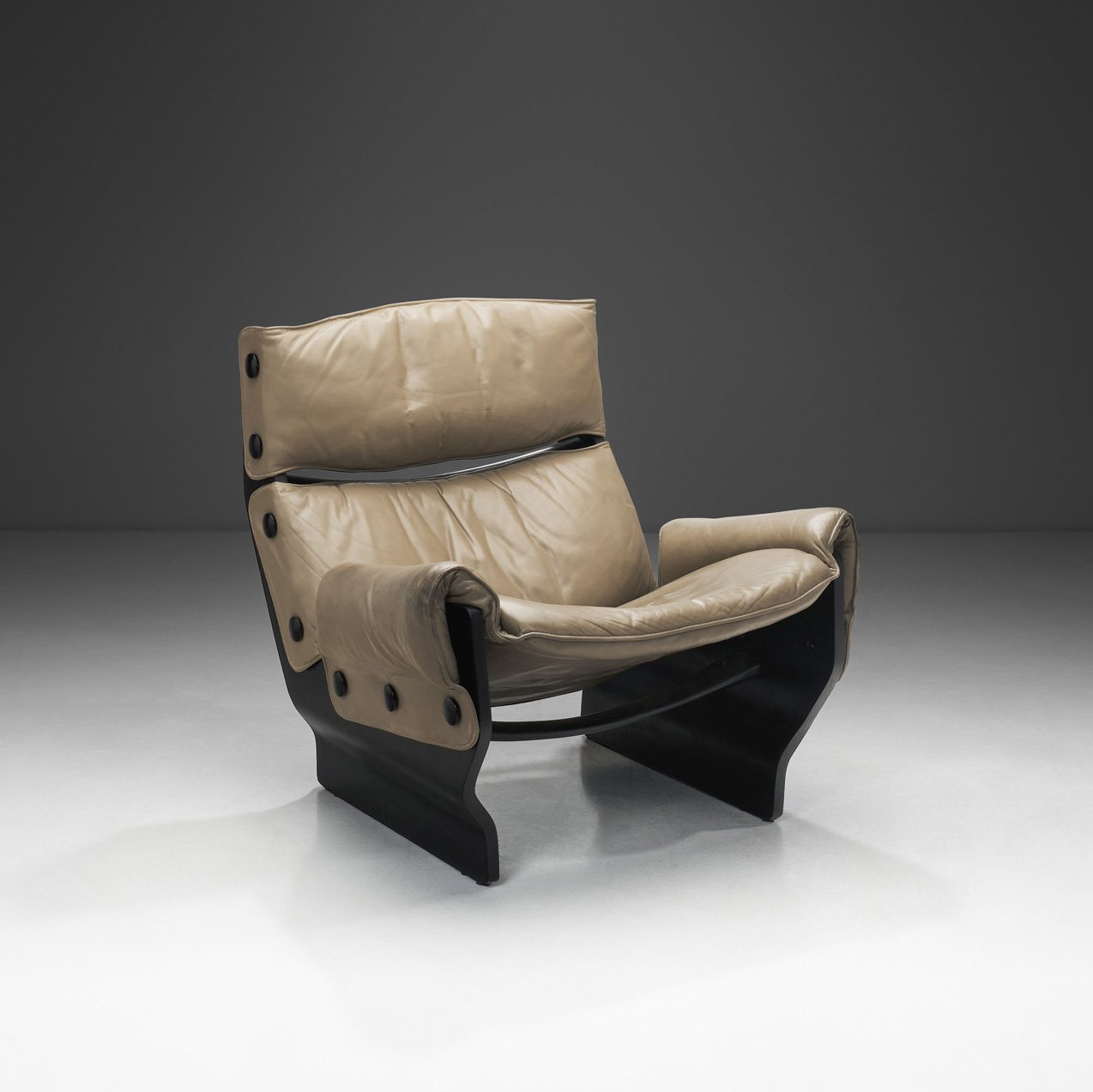 “Canada" Lounge Chair with Leather Seat by Osvaldo Borsani for Tecno, Italy 1960s