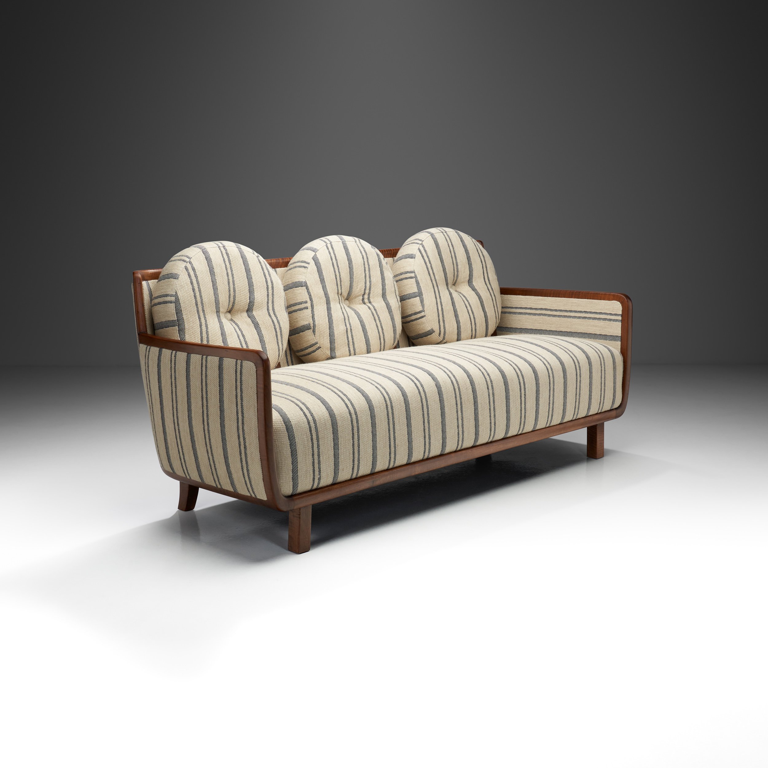 Josef Hillerbrand Three-Seater Sofa for Deutsche Werkstätten, Germany 1930s (sold)