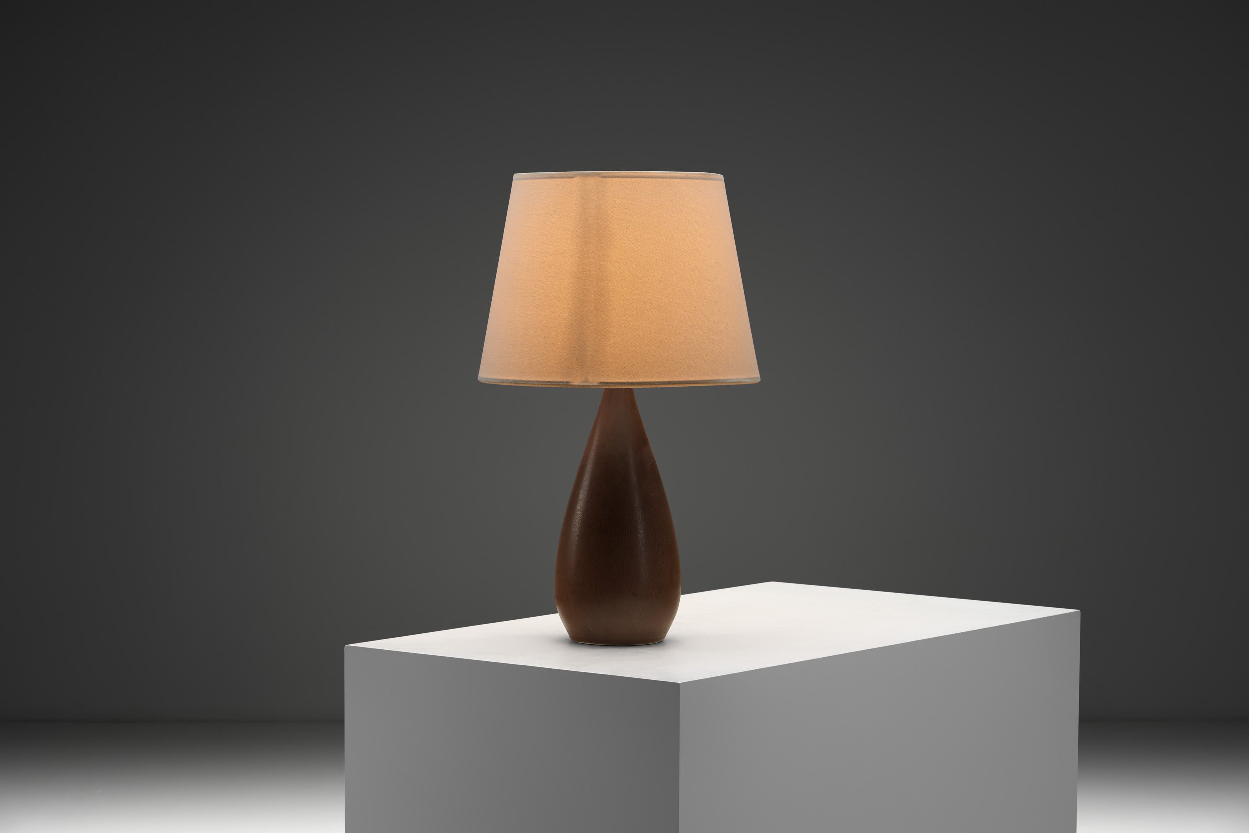 Per Linnemann-Schmidt Model "SL4" Table Lamp for Palshus, Denmark Mid-20th Century
