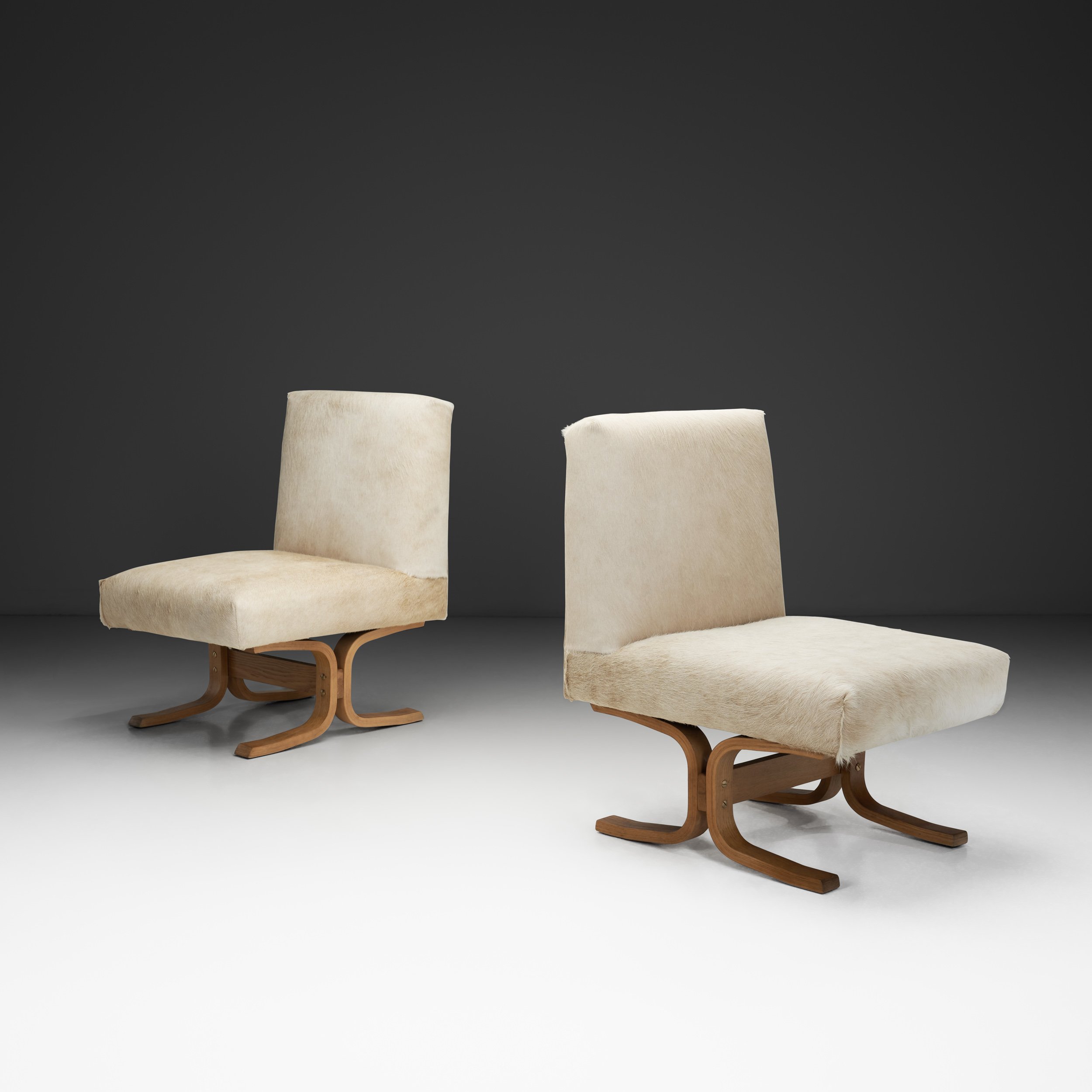 Pair of Slipper Chairs in Off-White Ponyskin, Europe 1960s